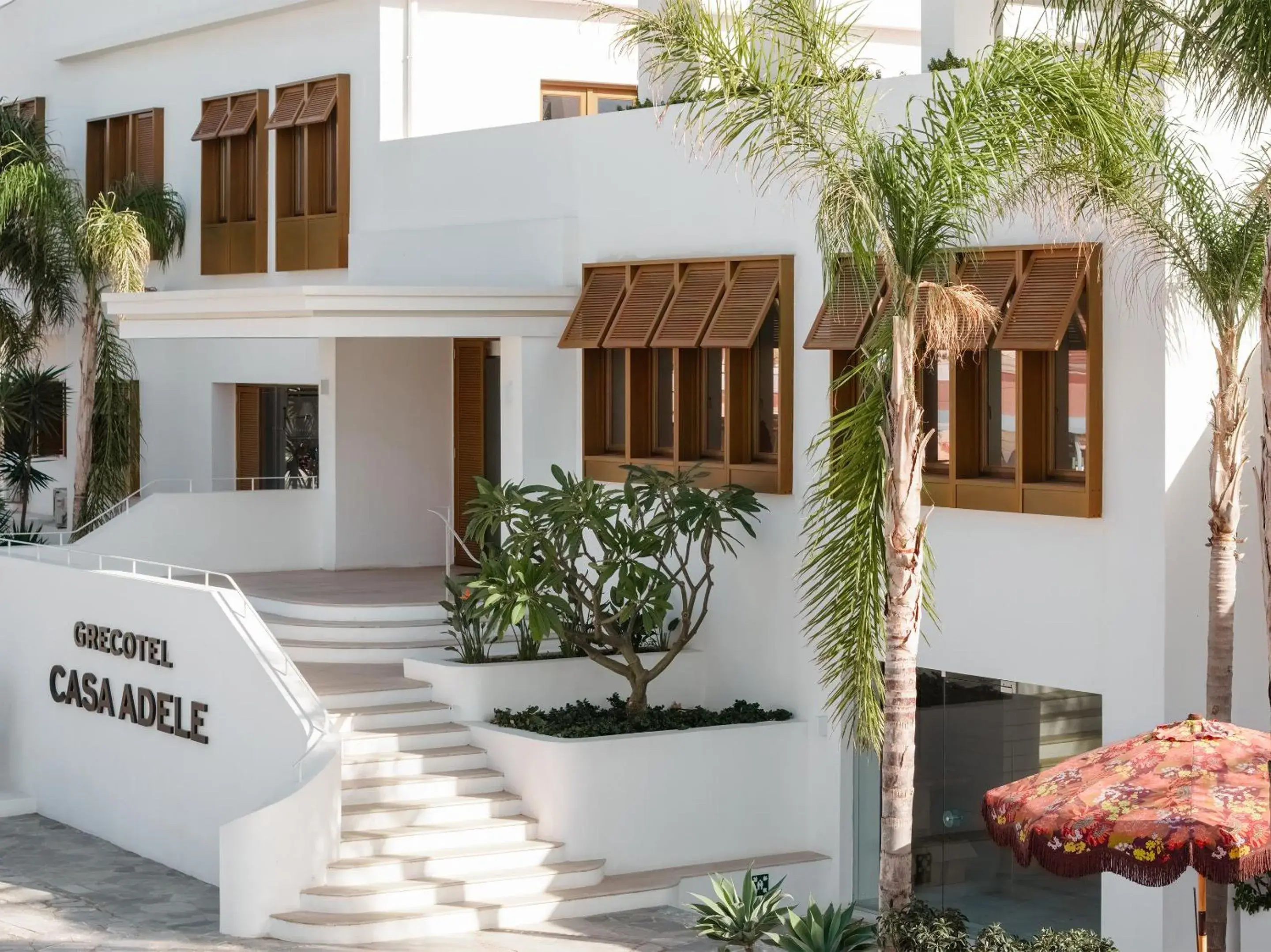 Facade/entrance in Grecotel Casa Adele Facade/entrance in Grecotel Casa Adele