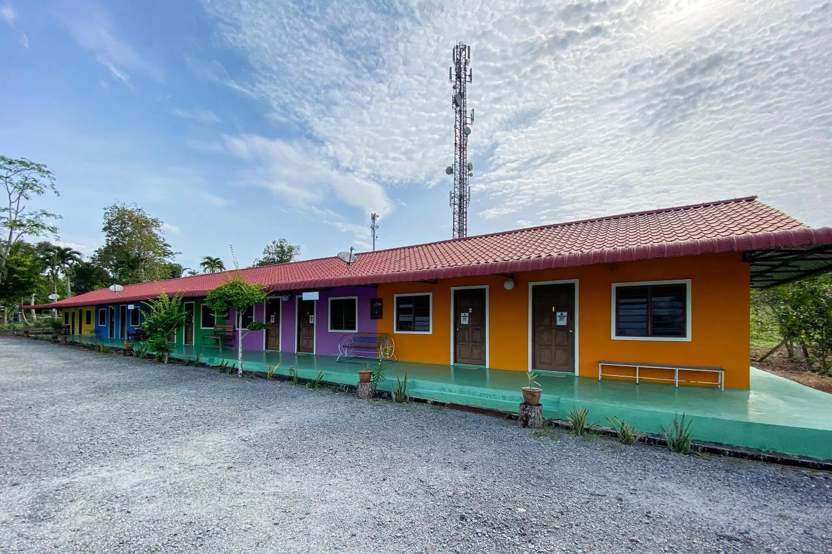 Property building in Capital O 90168 Serambi Pelangi Chalet