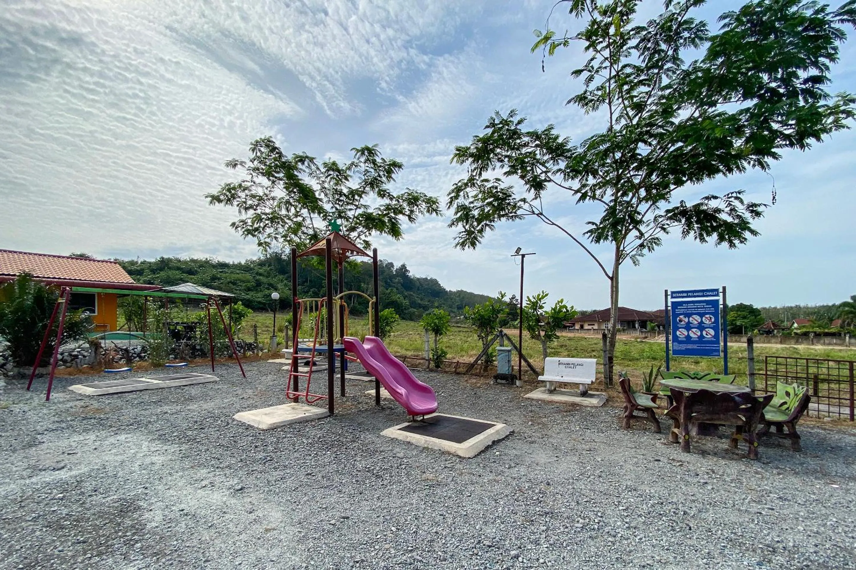 Children play ground in Capital O 90168 Serambi Pelangi Chalet