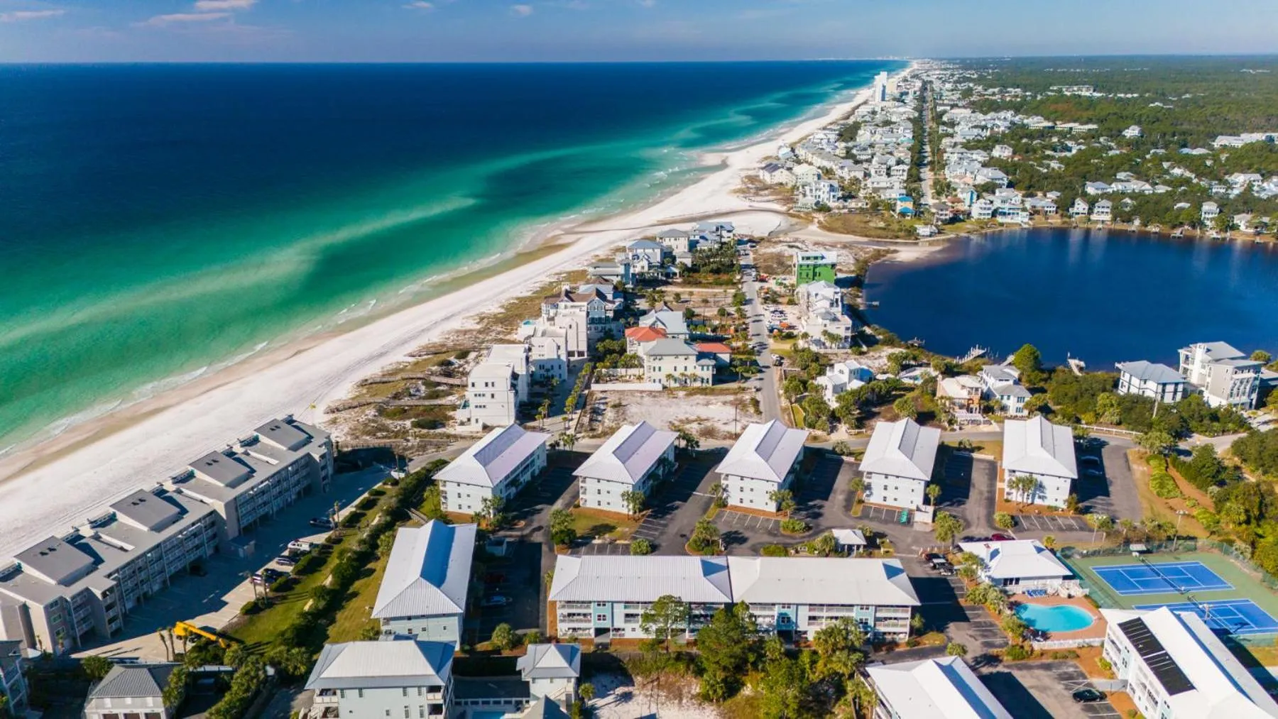Property building in Beachside Villas 811