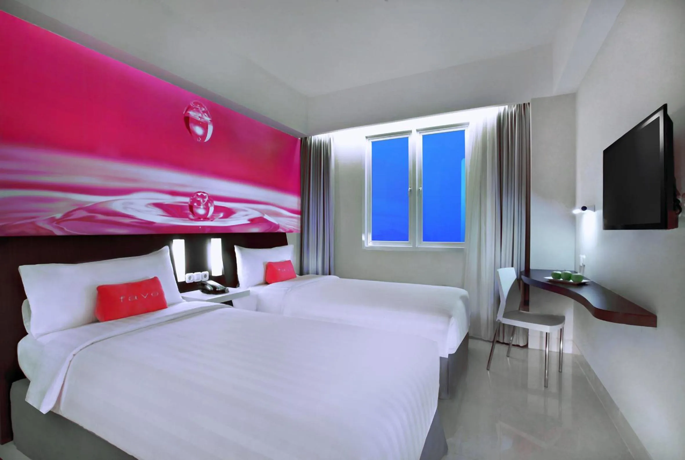 Bedroom, Bed in favehotel Zainul Arifin