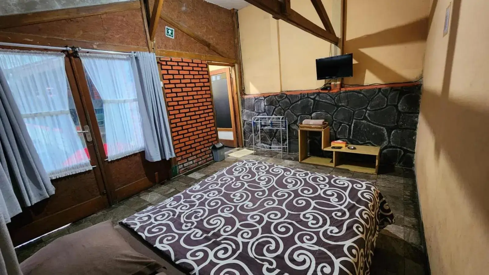 Bed in Nur Alam Hotel Lembang Bed in Nur Alam Hotel Lembang