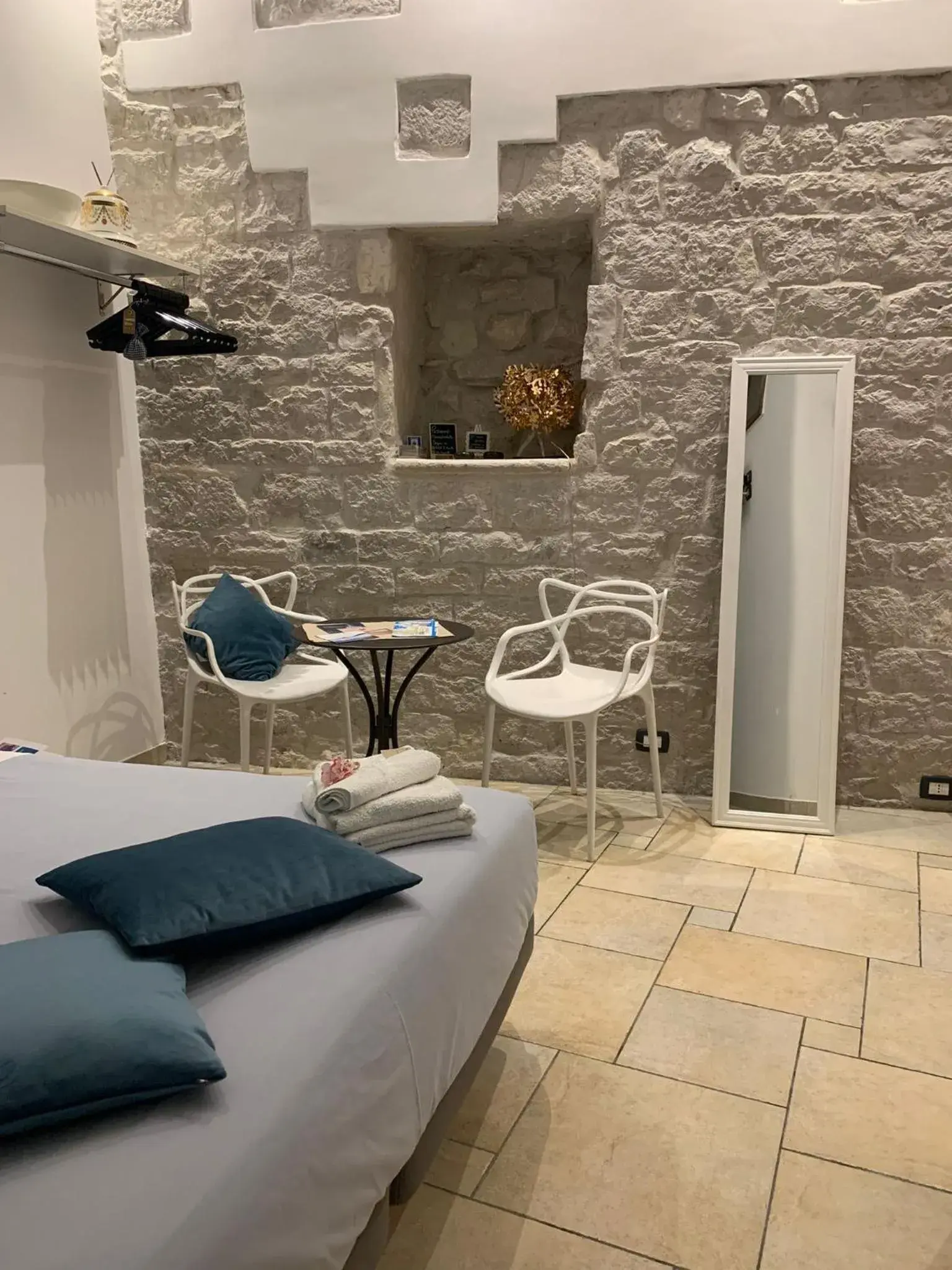 Double or Twin Room with Balcony - single occupancy in Il Moretto Double or Twin Room with Balcony - single occupancy in Il Moretto