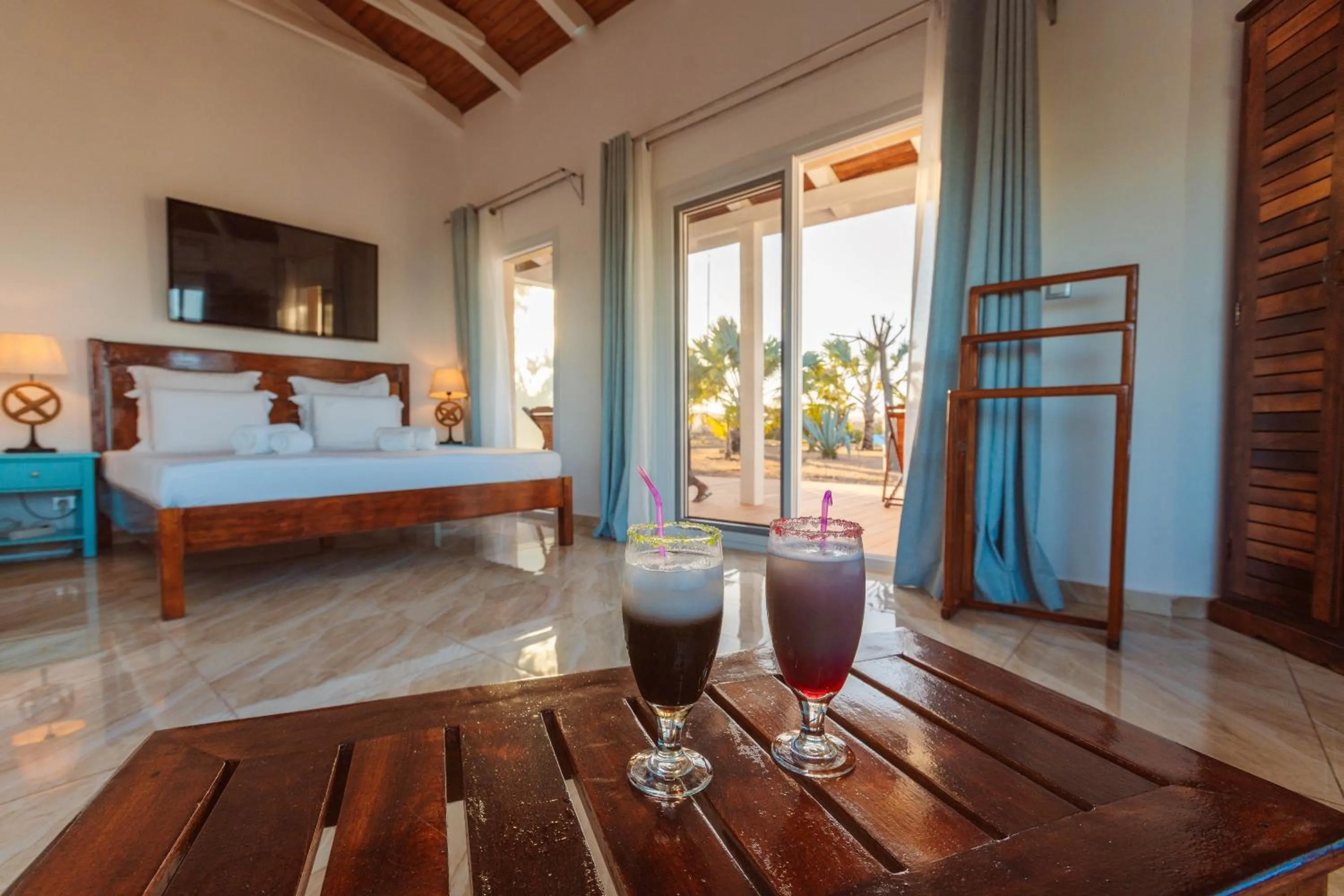 TV and multimedia, Bed in Mantasaly Resort