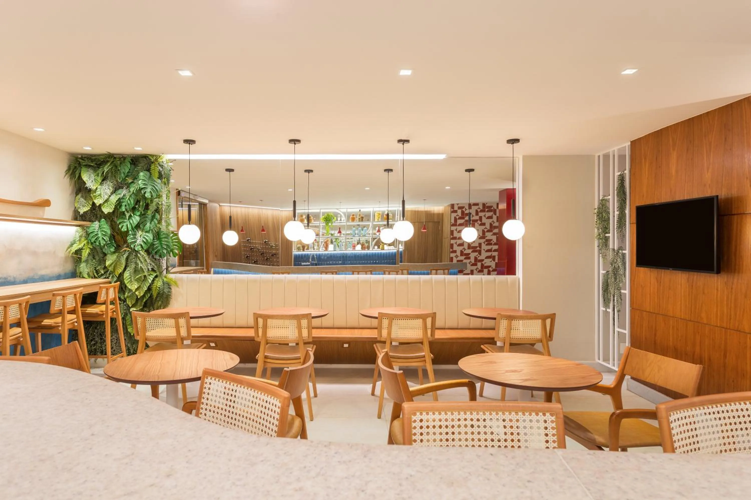 Restaurant/places to eat in Copa Sul Hotel