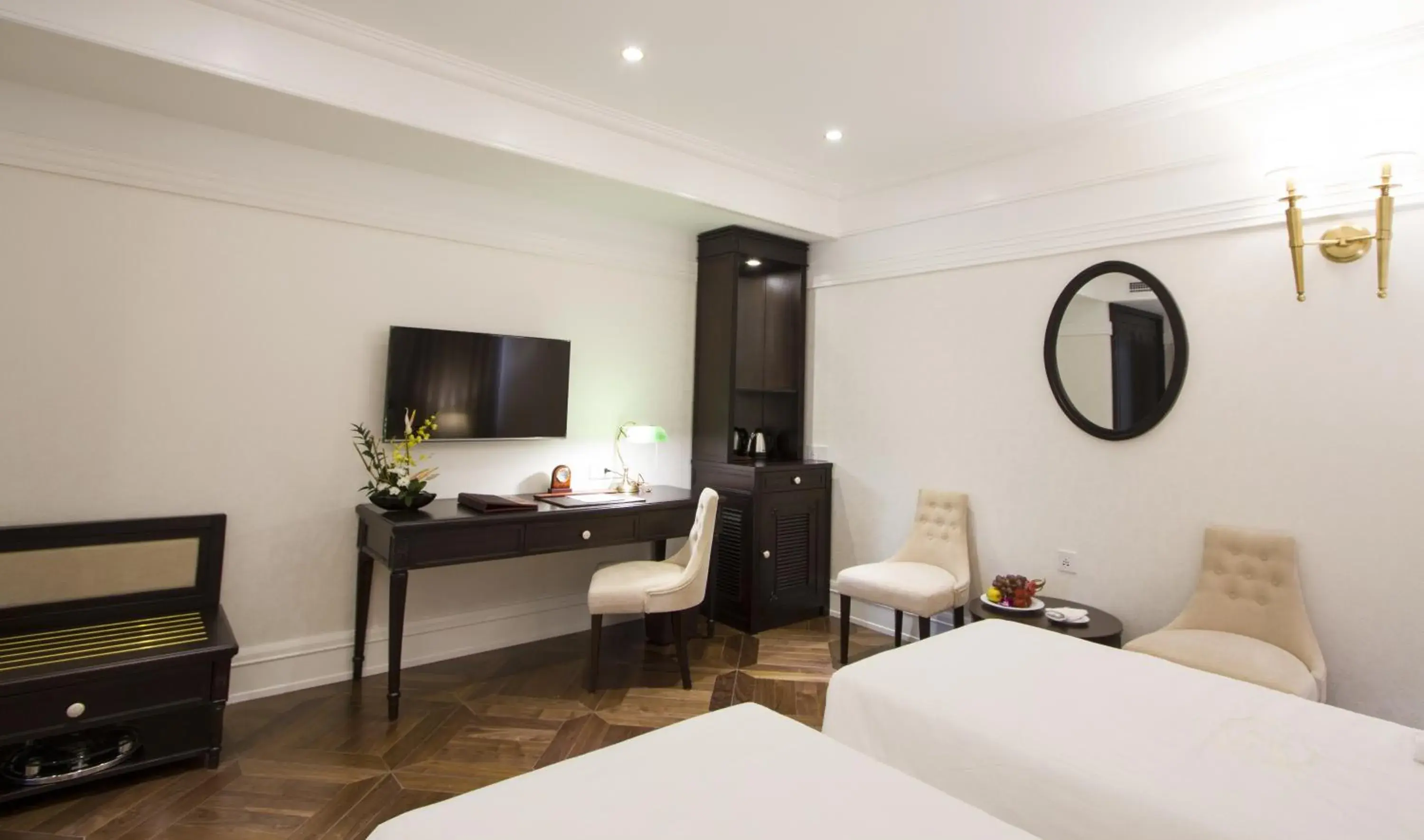 Facade/entrance, Bed in Silk Path Boutique Hanoi Facade/entrance, Bed in Silk Path Boutique Hanoi