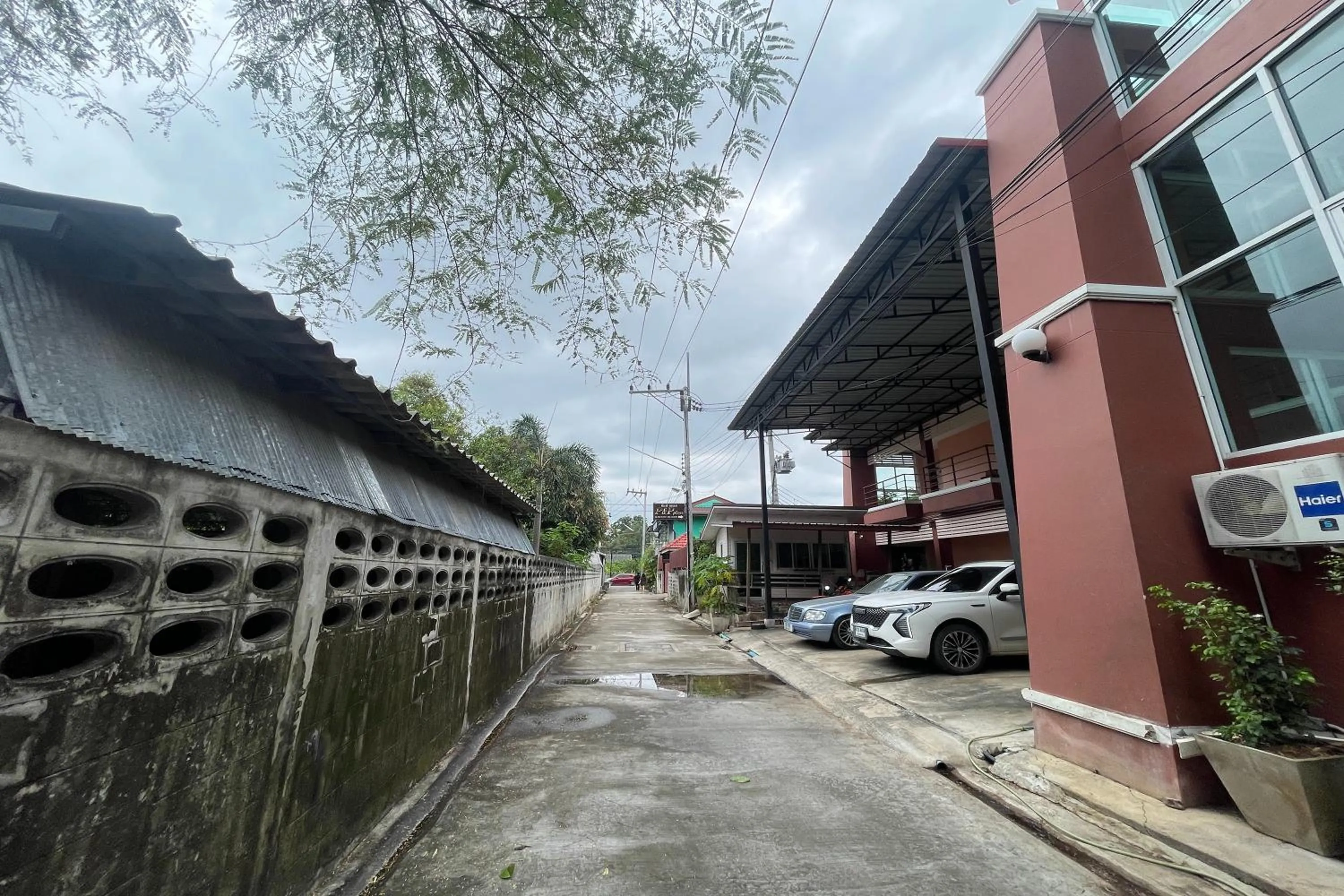 Property building in P&P Place