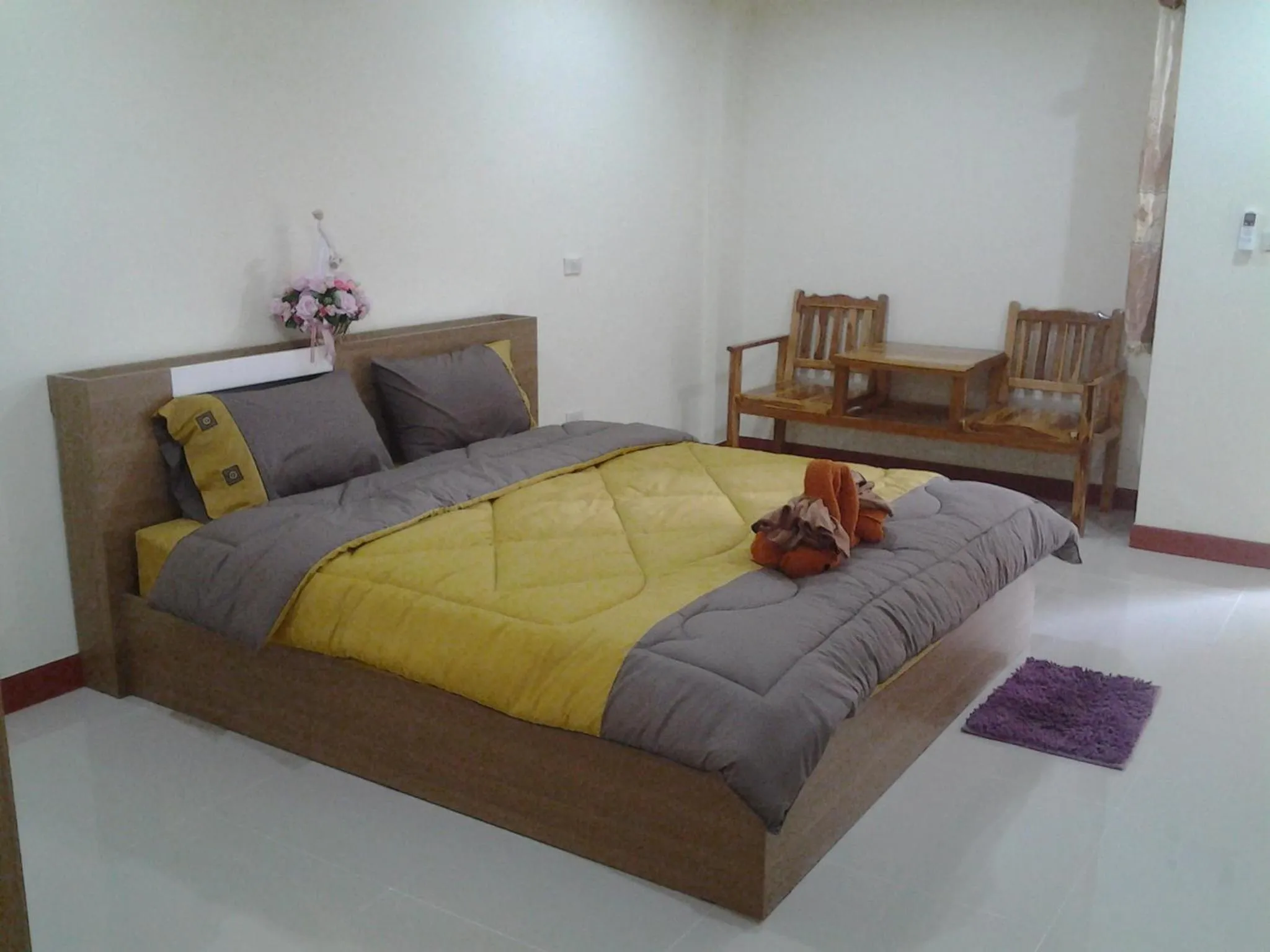 Bed in P and P Place