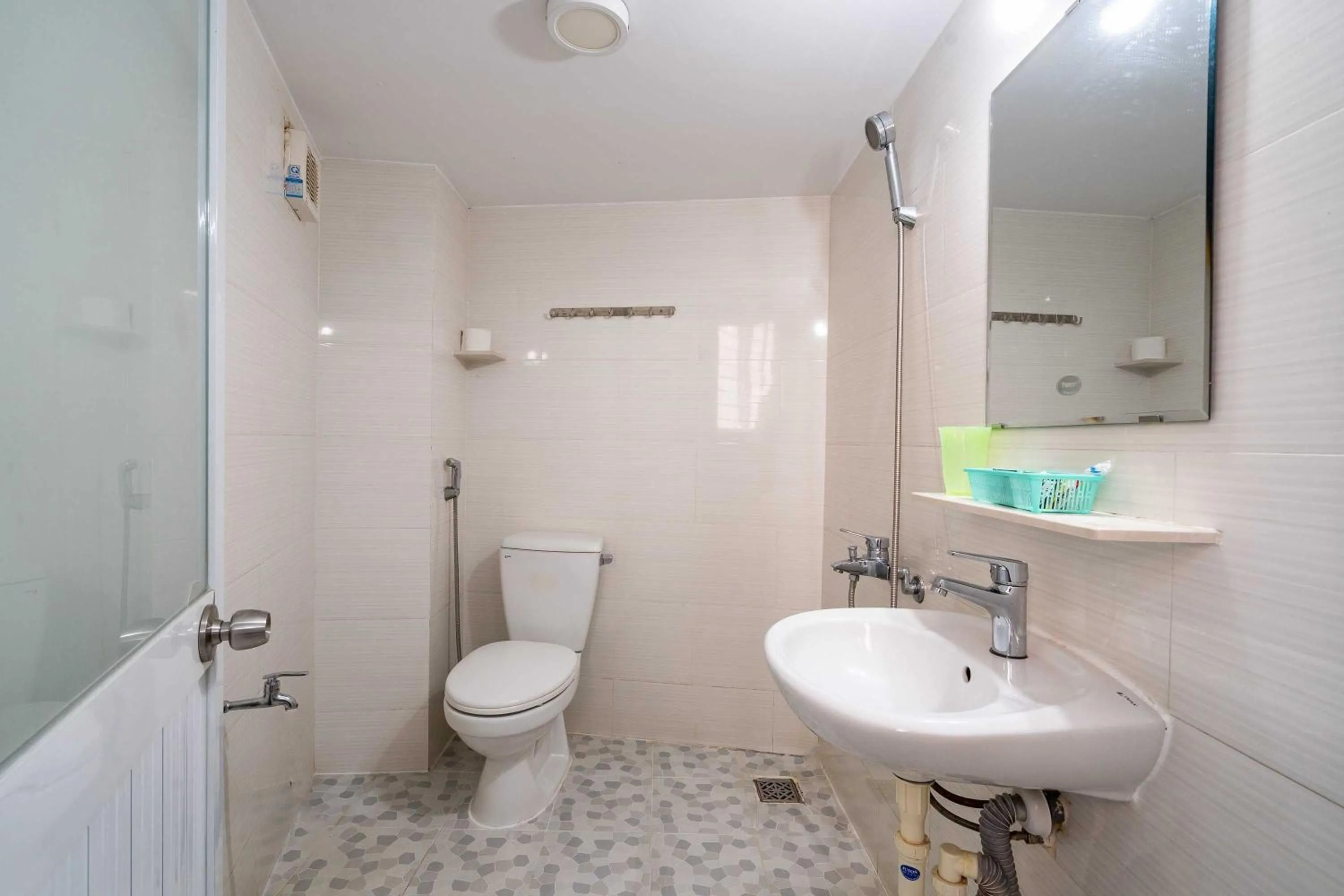 Bathroom in Collection O Hai Thanh Ba - Binh Thanh District