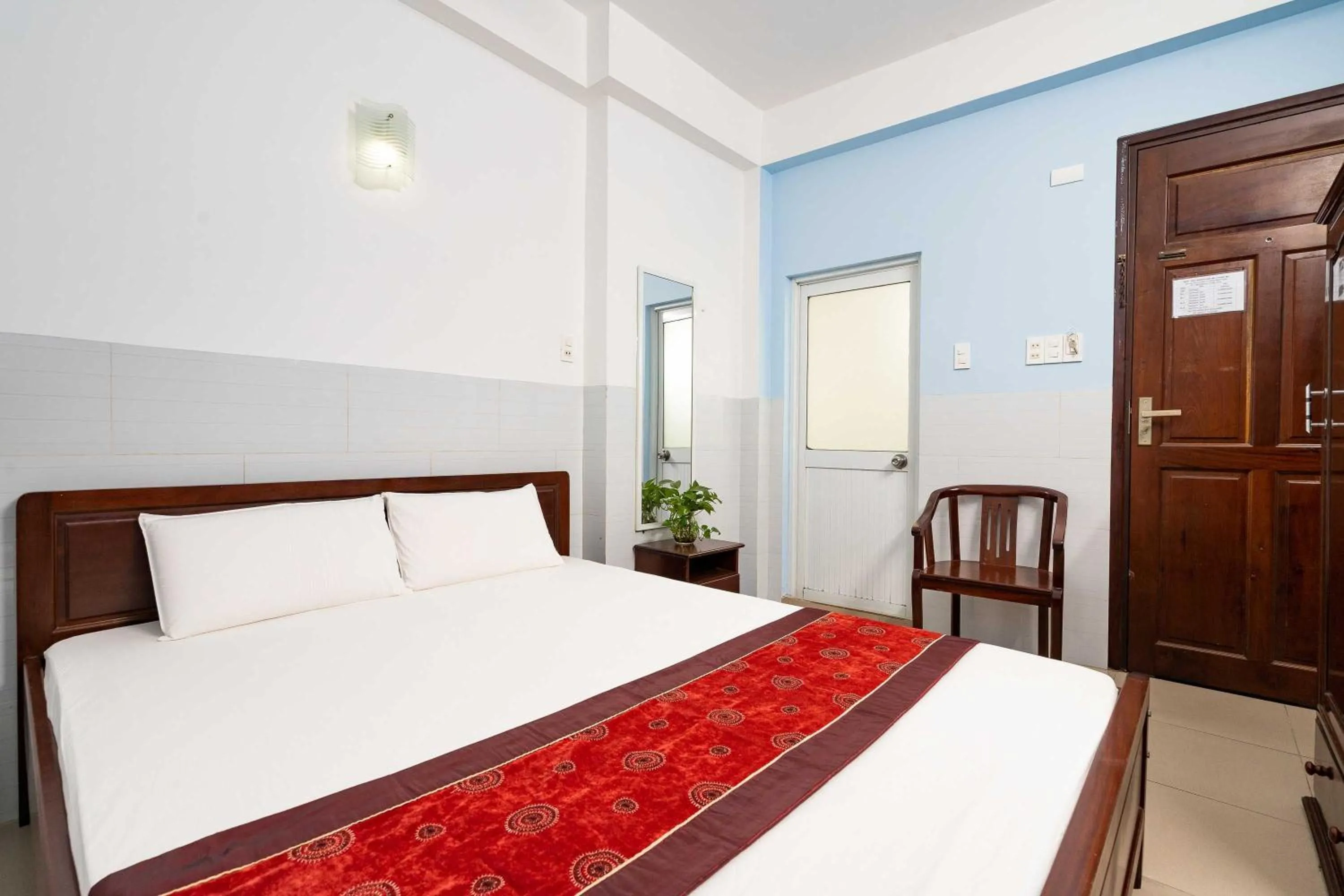 Bedroom, Bed in Collection O Hai Thanh Ba - Binh Thanh District