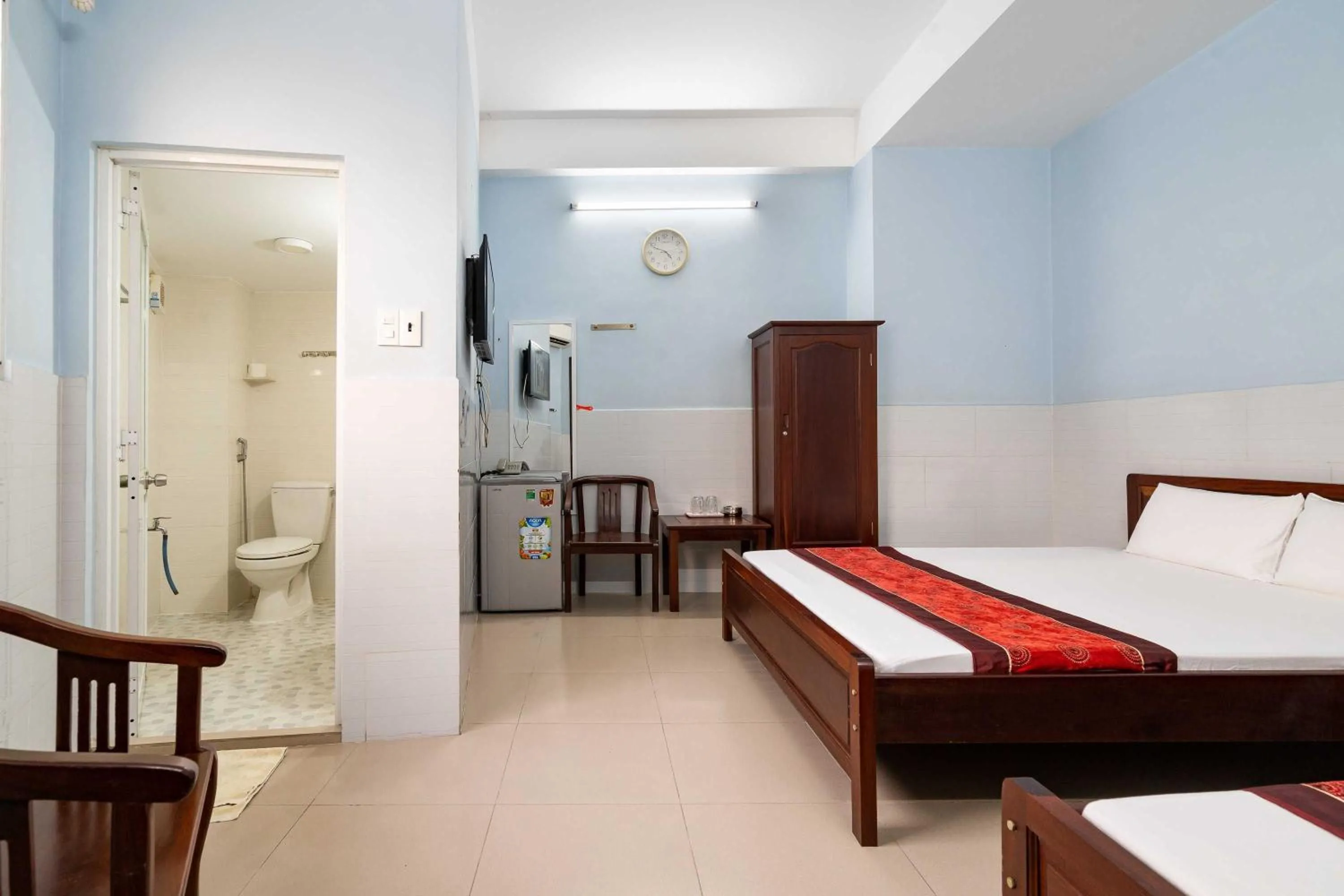 Bedroom, Bed in Collection O Hai Thanh Ba - Binh Thanh District