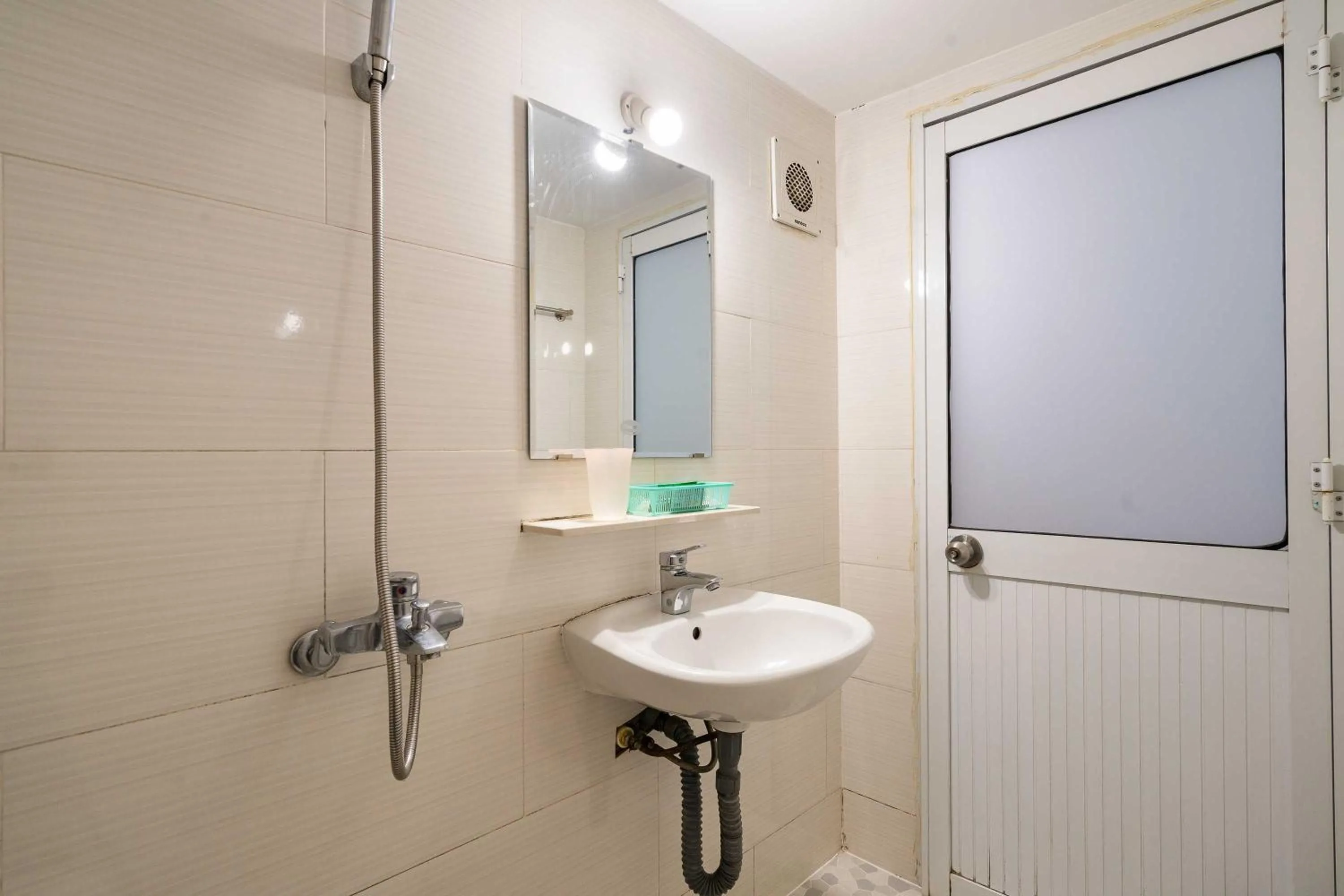 Bathroom in Collection O Hai Thanh Ba - Binh Thanh District