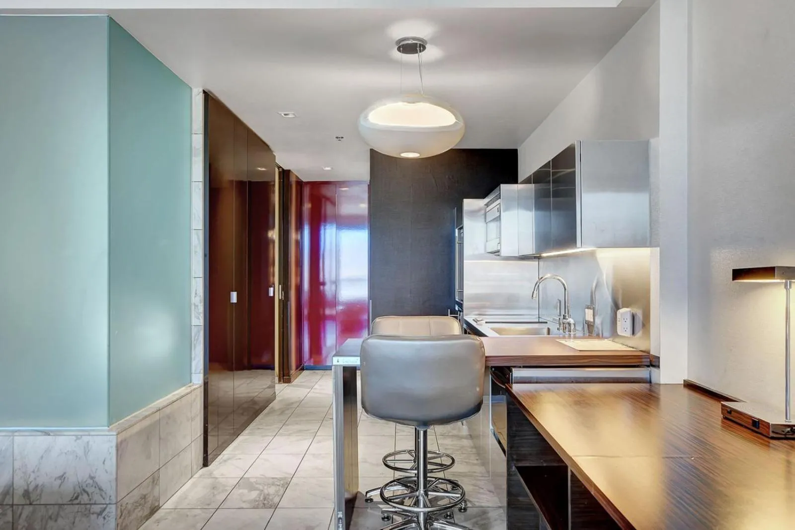 Palms Place 51st floor with Strip views and Balcony