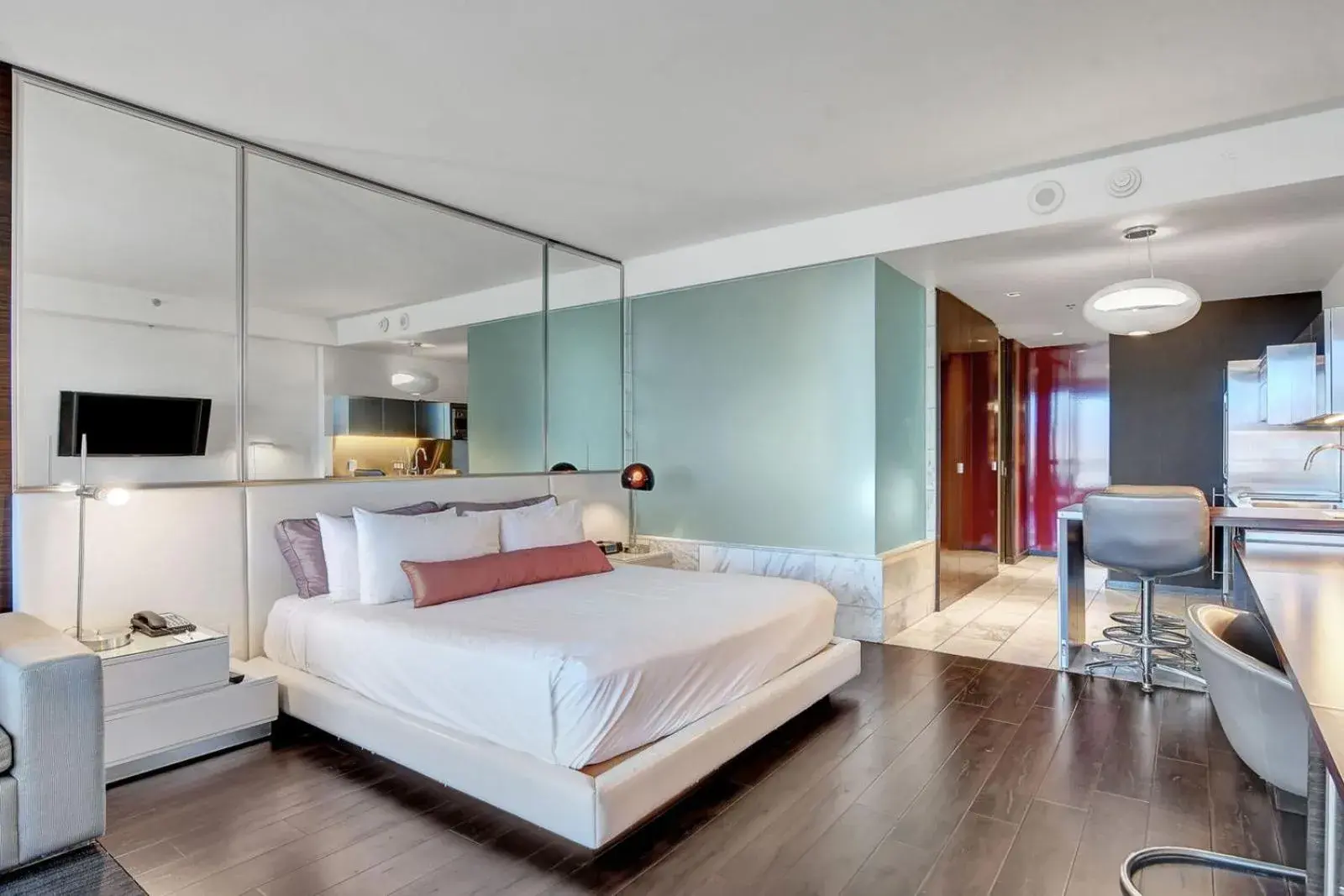 Palms Place 51st floor with Strip views and Balcony Palms Place 51st floor with Strip views and Balcony
