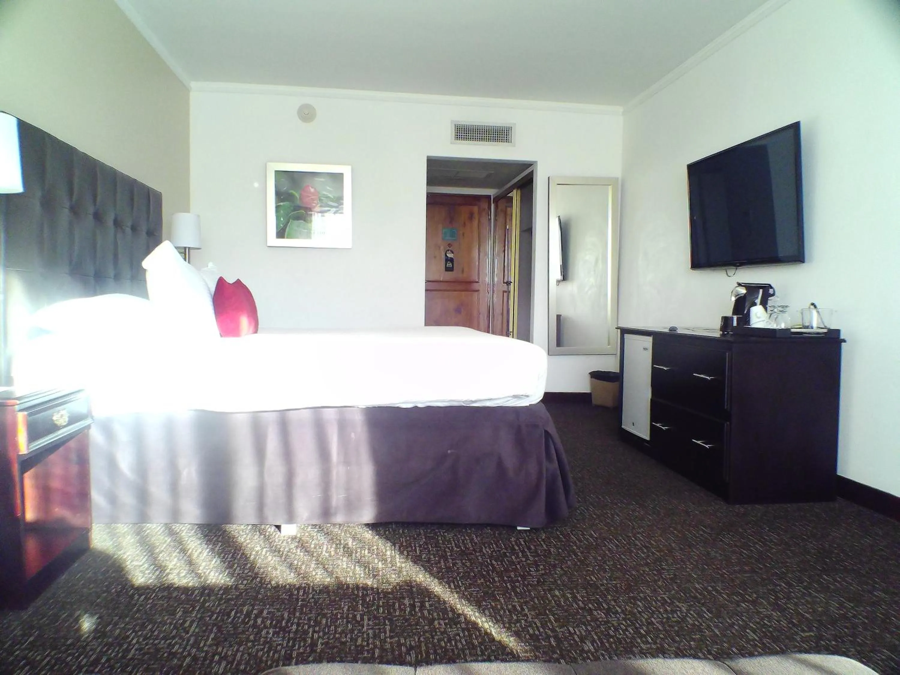 Bed in Taormina Hotel y Casino