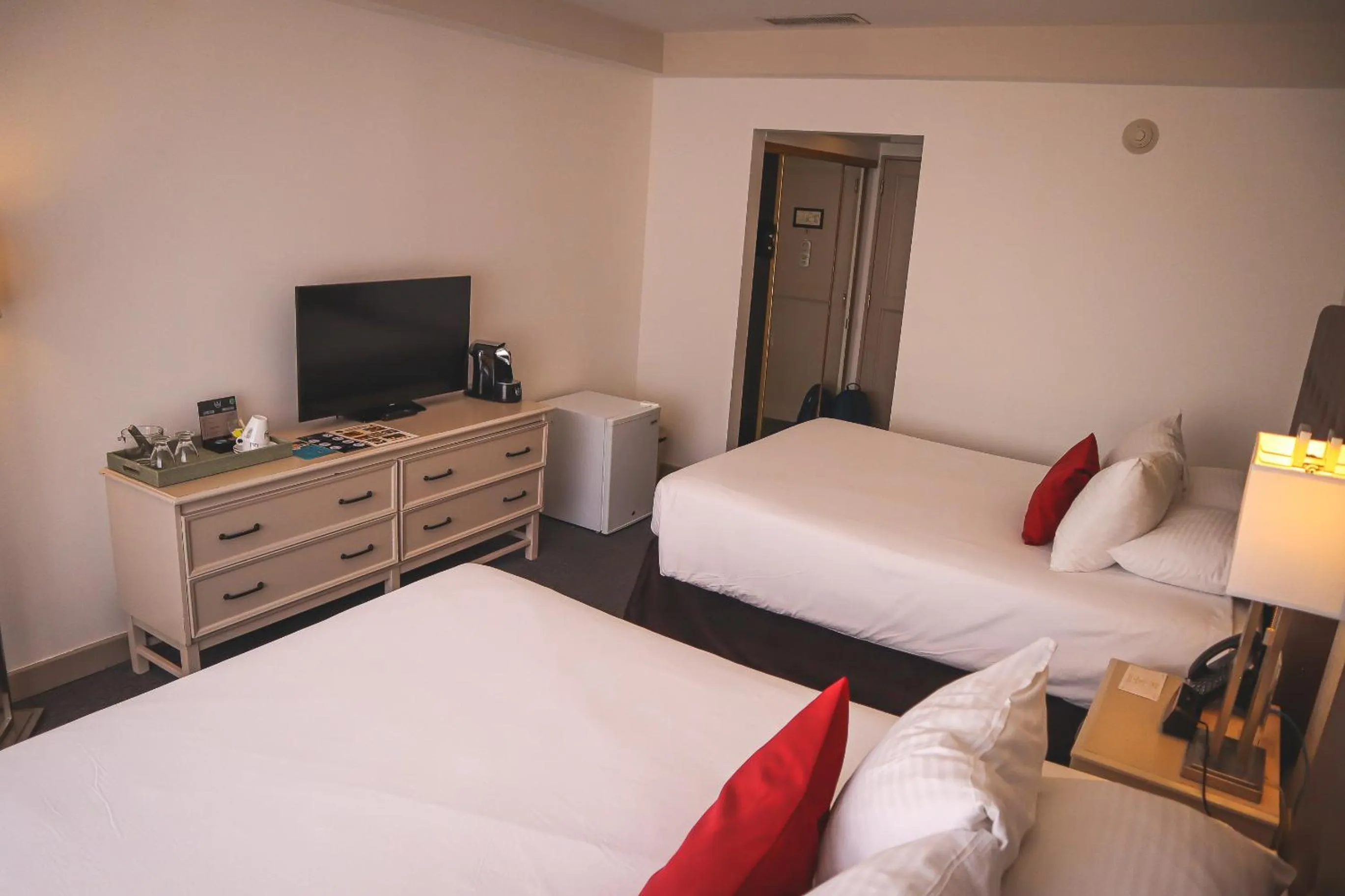 Bed in Taormina Hotel y Casino