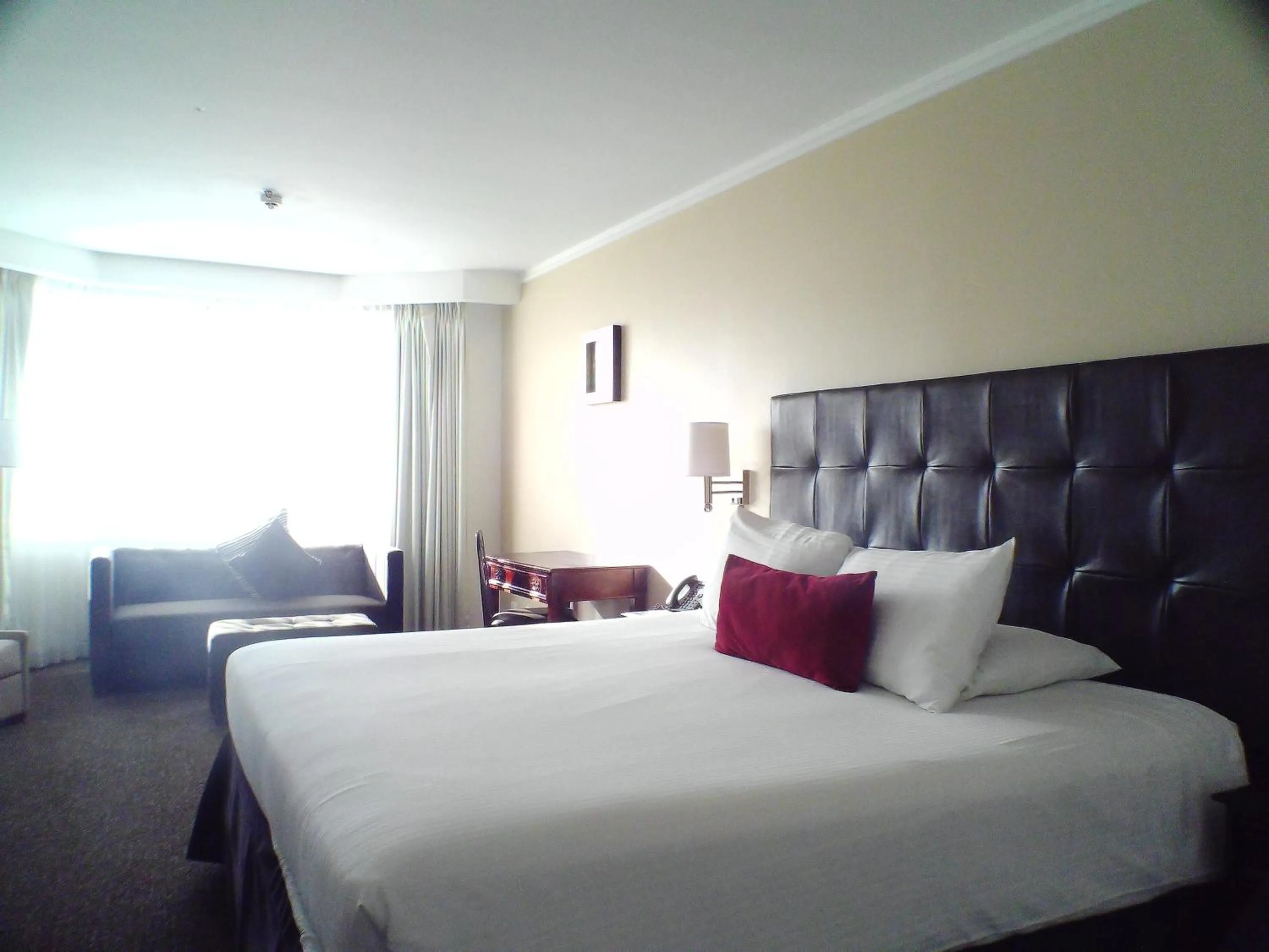 Bed in Taormina Hotel y Casino