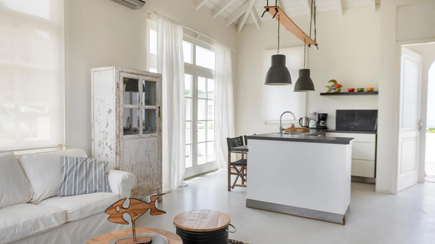 Whale Tails Island Suites & Villas