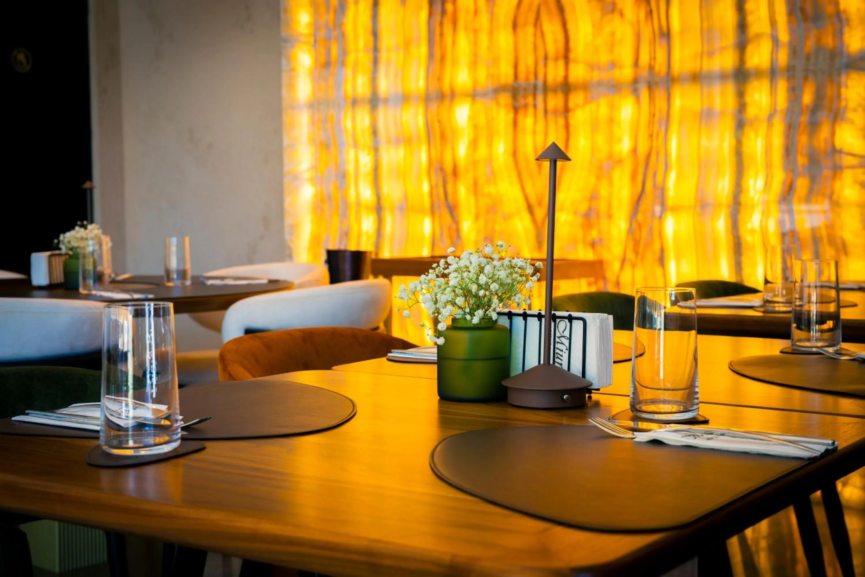 Restaurant/places to eat in ONE Hotel