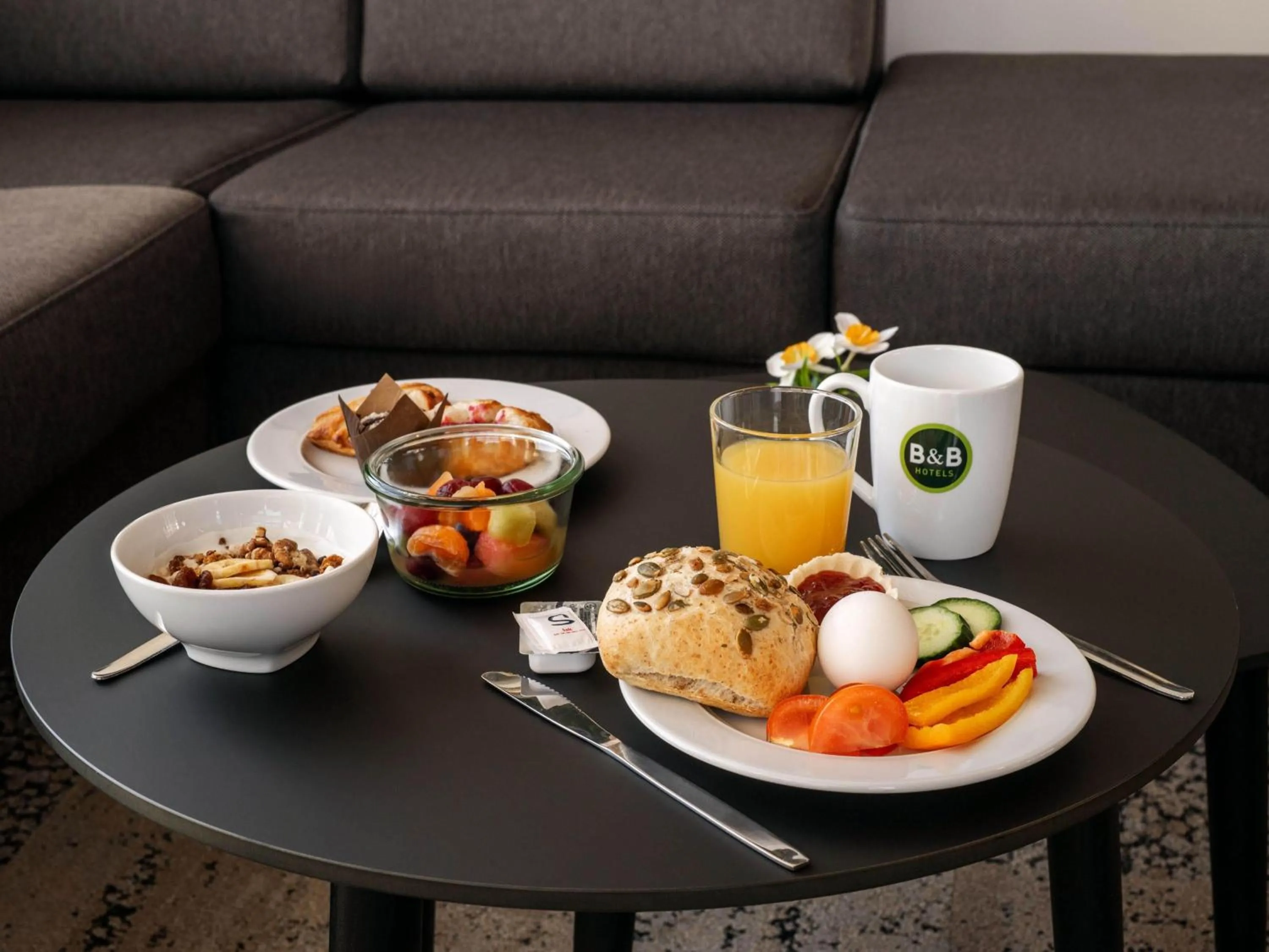Restaurant/places to eat in B&B HOTEL Klagenfurt-City