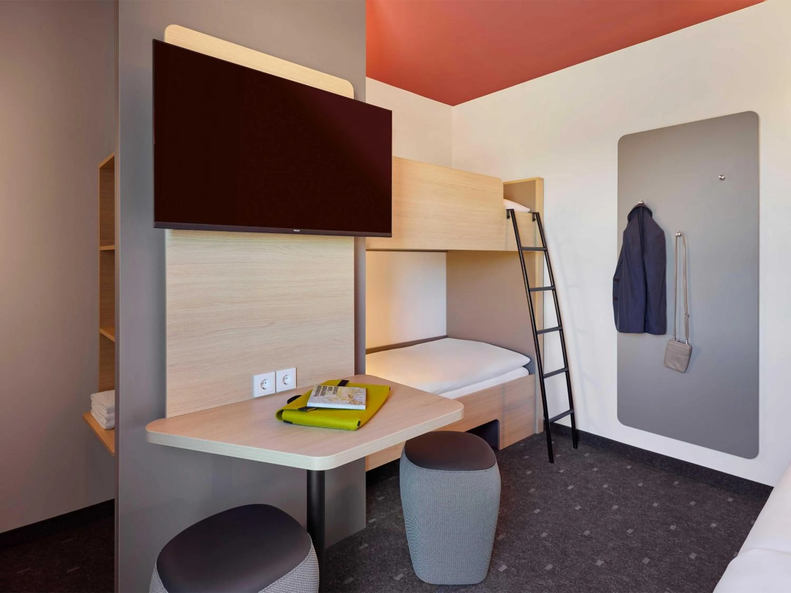 Photo of the whole room, Bed in B&B HOTEL Klagenfurt-City