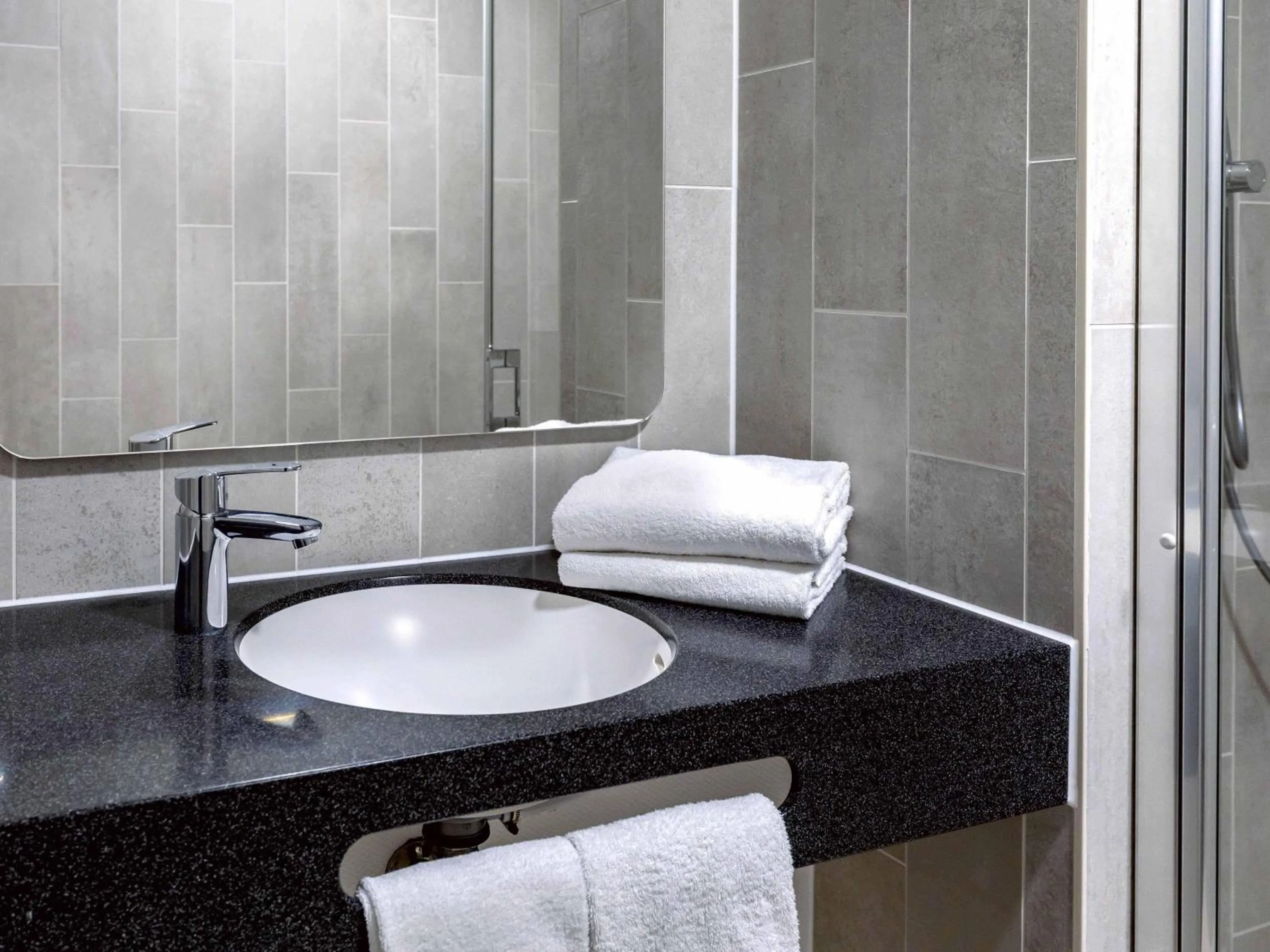 Shower in B&B HOTEL Klagenfurt-City