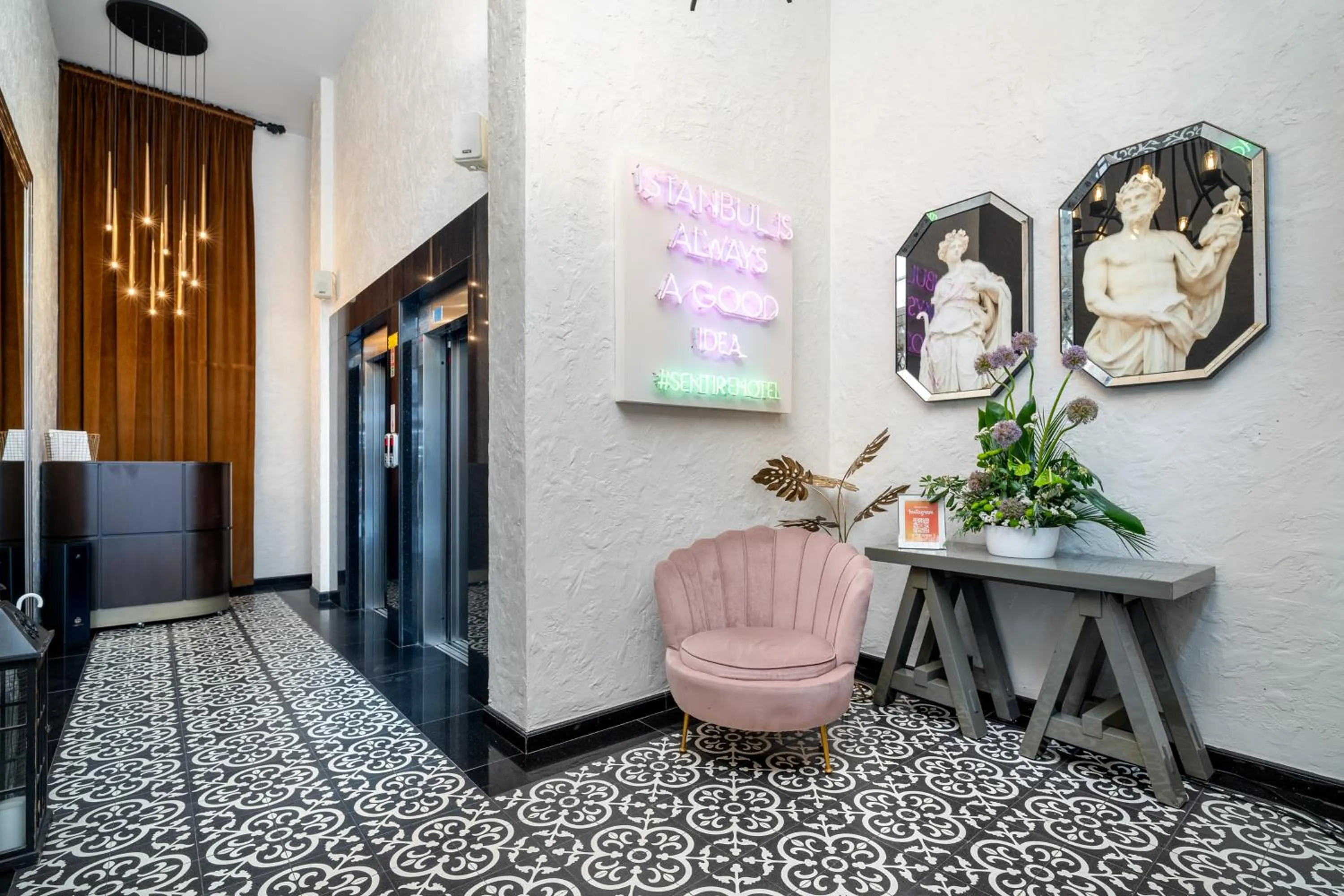 Facade/entrance in Sentire Hotels & Residences Taksim