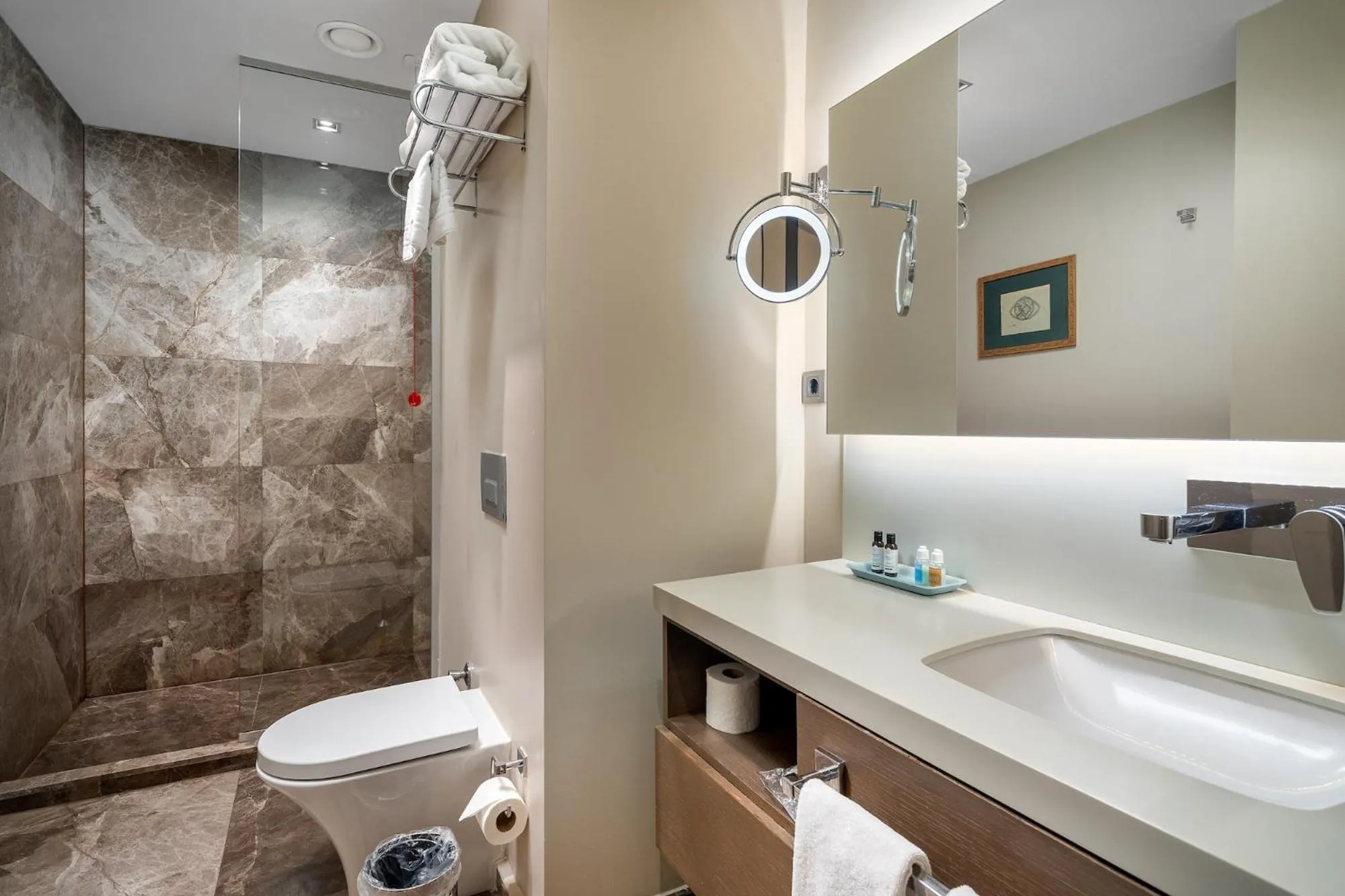 Shower in Sentire Hotels & Residences Taksim
