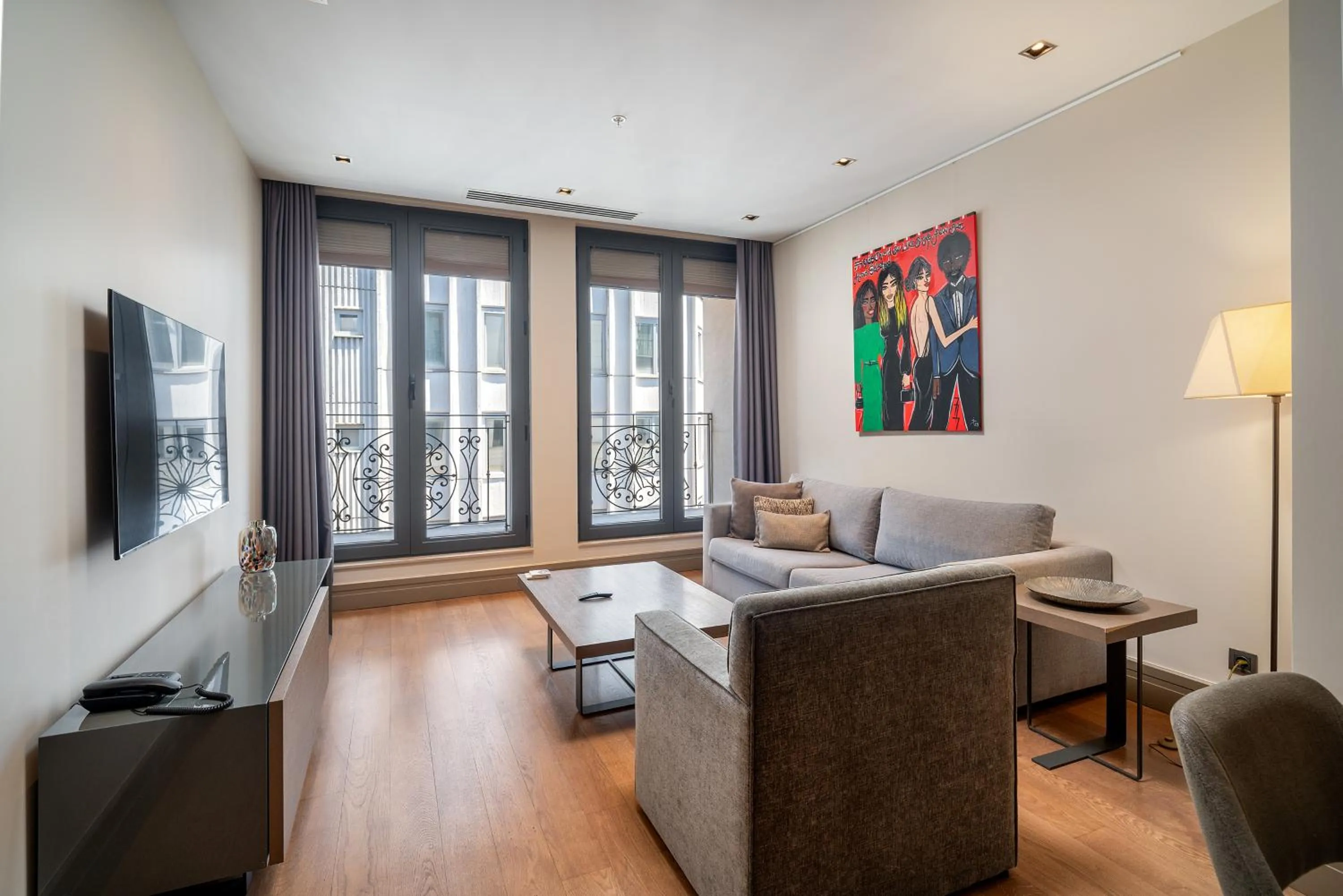 TV and multimedia in Sentire Hotels & Residences Taksim