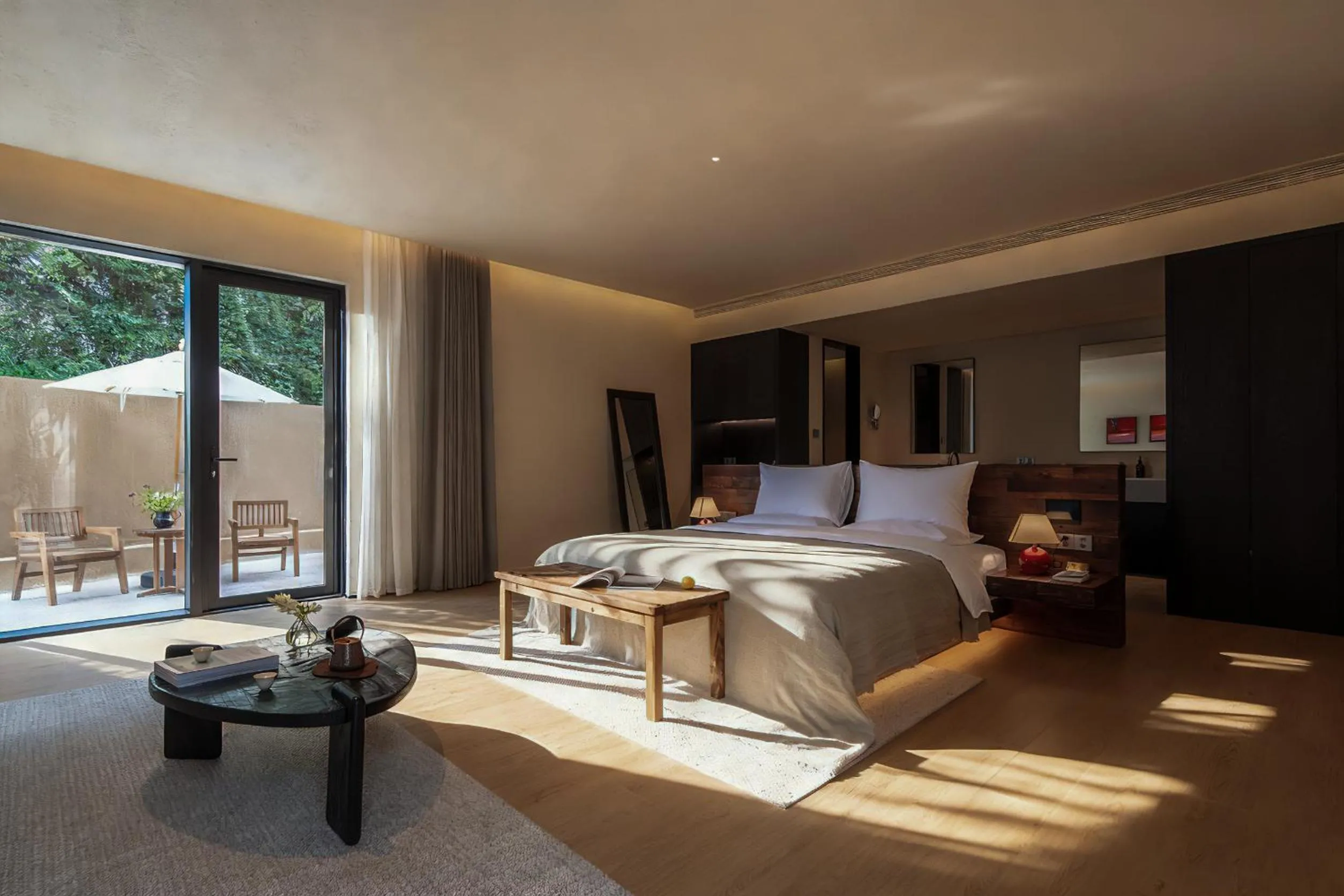 Mucheng Xichi Snow Mountain Art Resort Hotel (Baisha Ancient Town Branch)