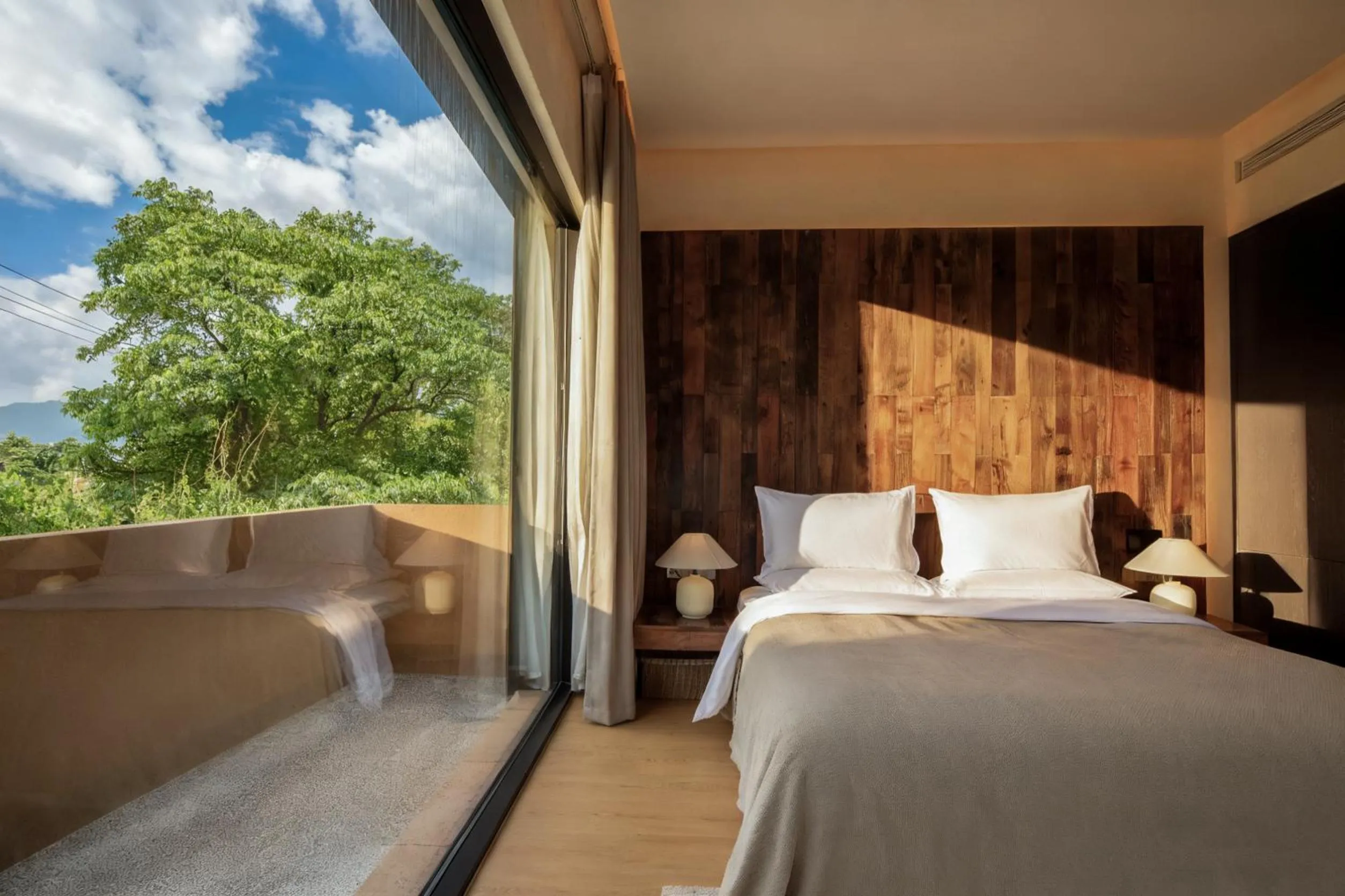 Mucheng Xichi Snow Mountain Art Resort Hotel (Baisha Ancient Town Branch)