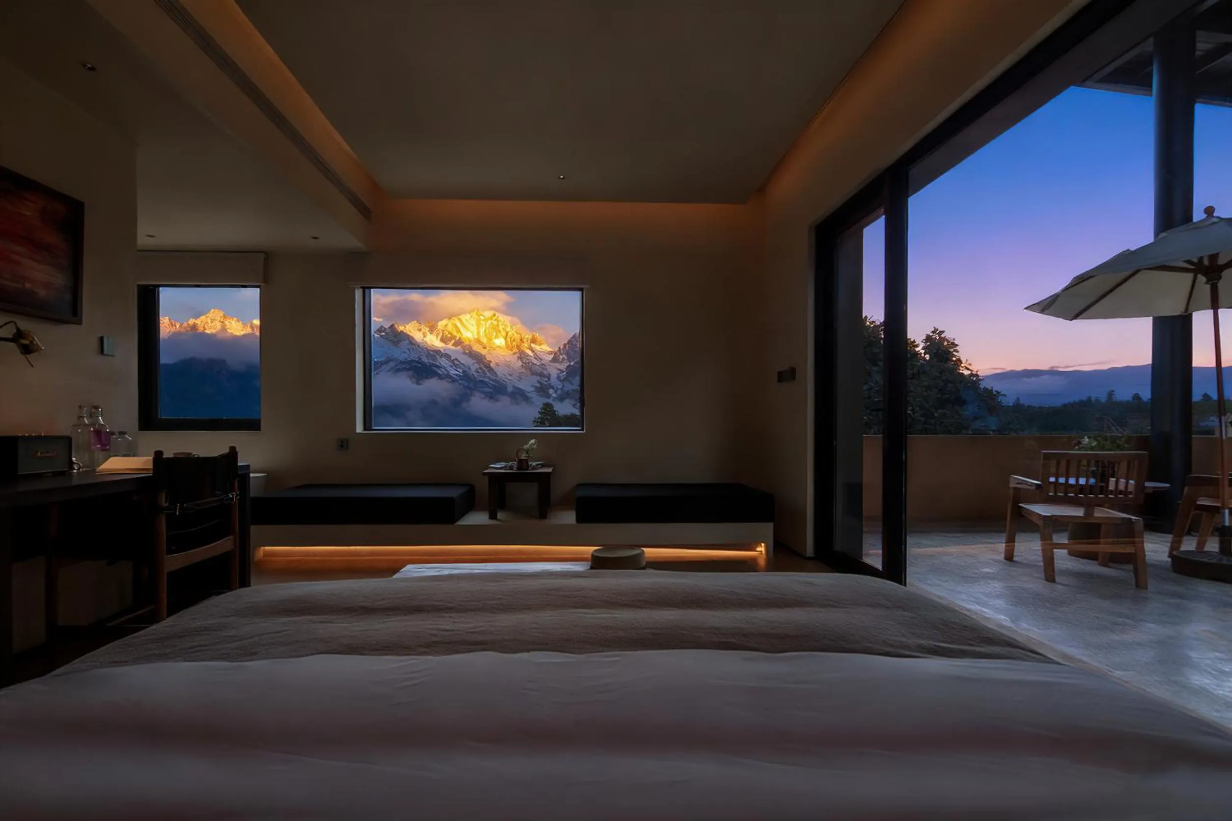 Mucheng Xichi Snow Mountain Art Resort Hotel (Baisha Ancient Town Branch)