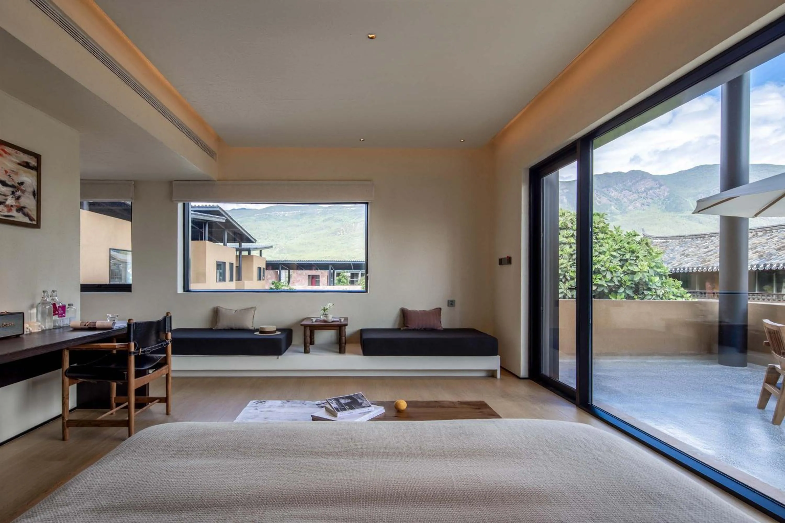 Natural landscape in Mucheng Xichi Snow Mountain Art Resort Hotel (Baisha Ancient Town Branch)