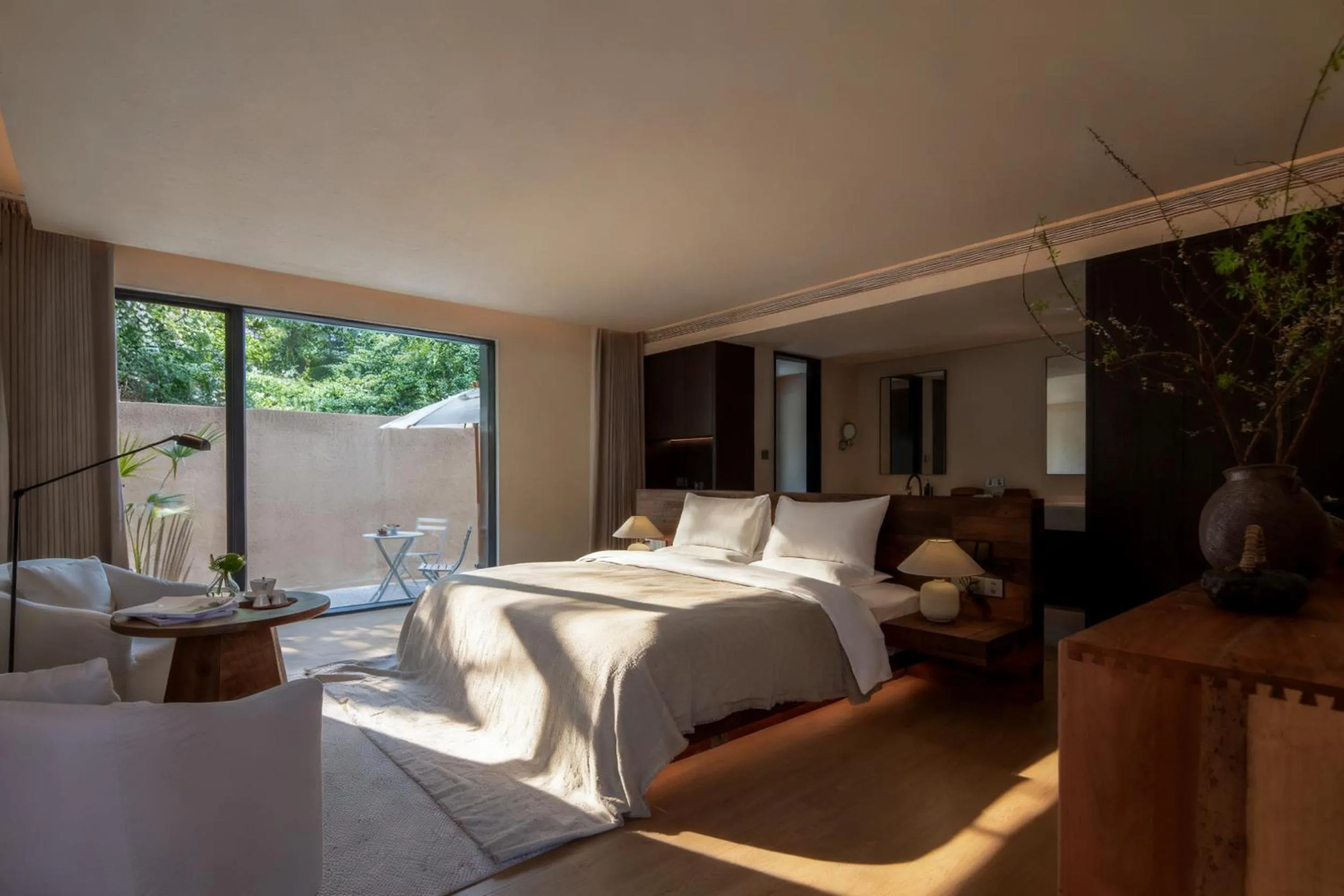 Mucheng Xichi Snow Mountain Art Resort Hotel (Baisha Ancient Town Branch)