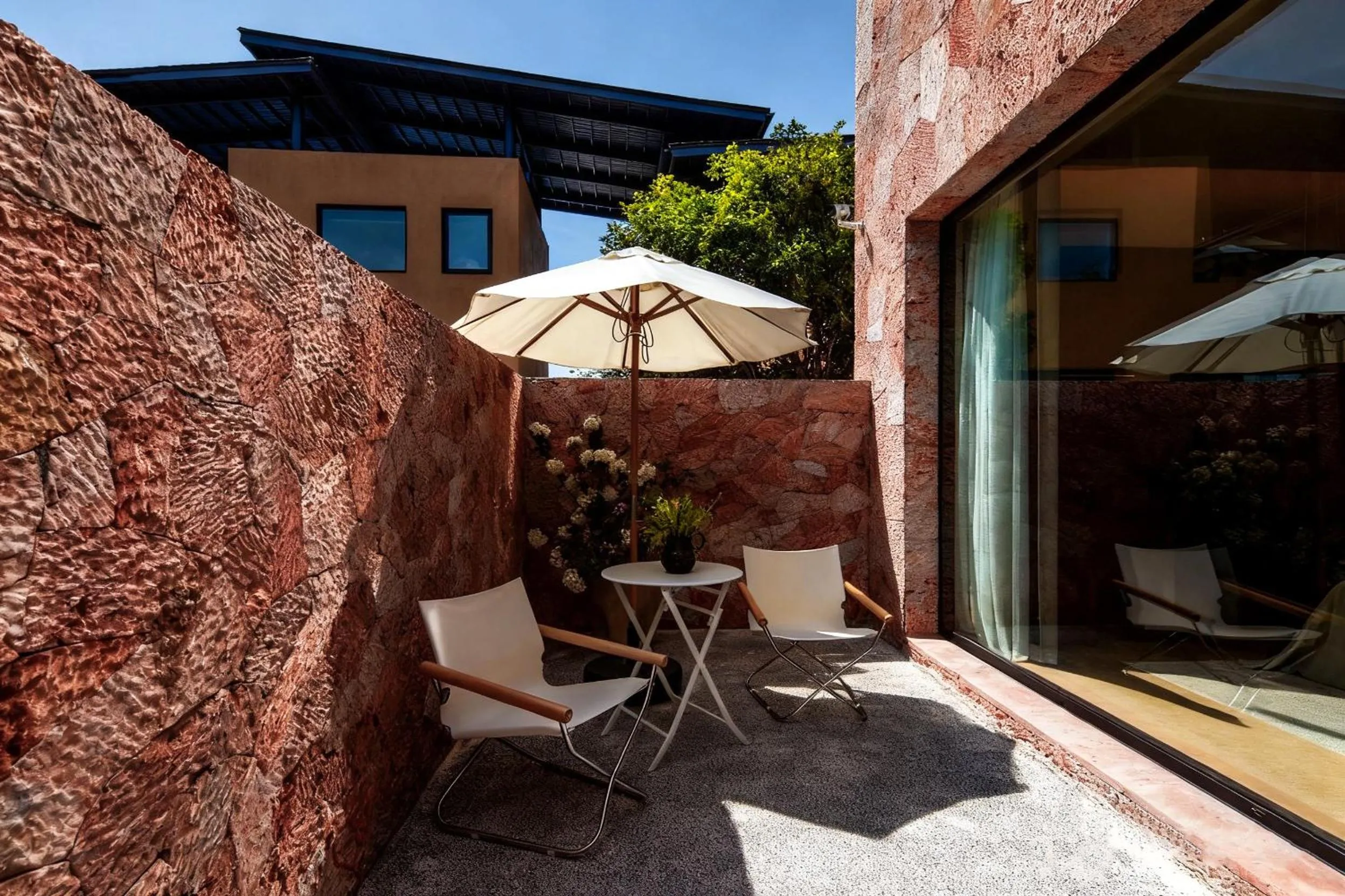 Mucheng Xichi Snow Mountain Art Resort Hotel (Baisha Ancient Town Branch)