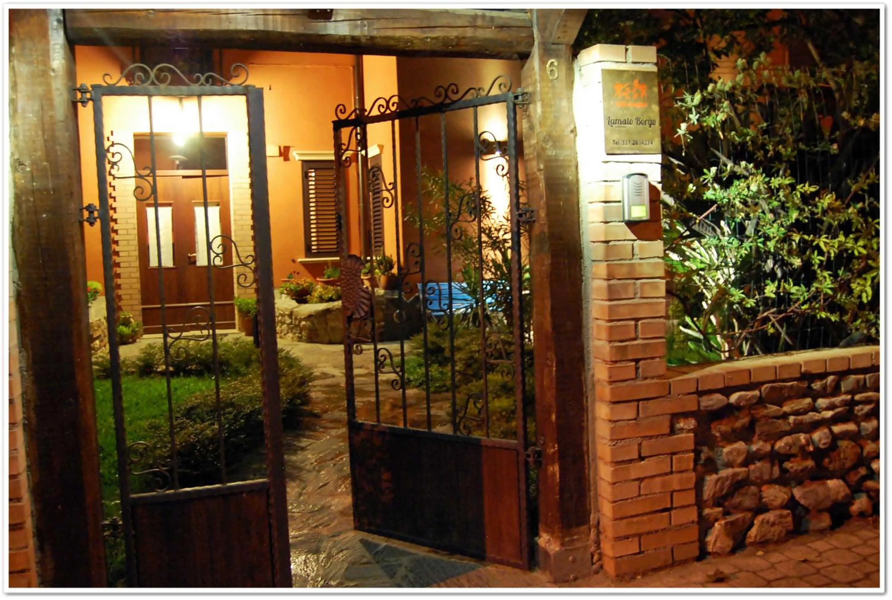 Facade/entrance in Lamato Borgo