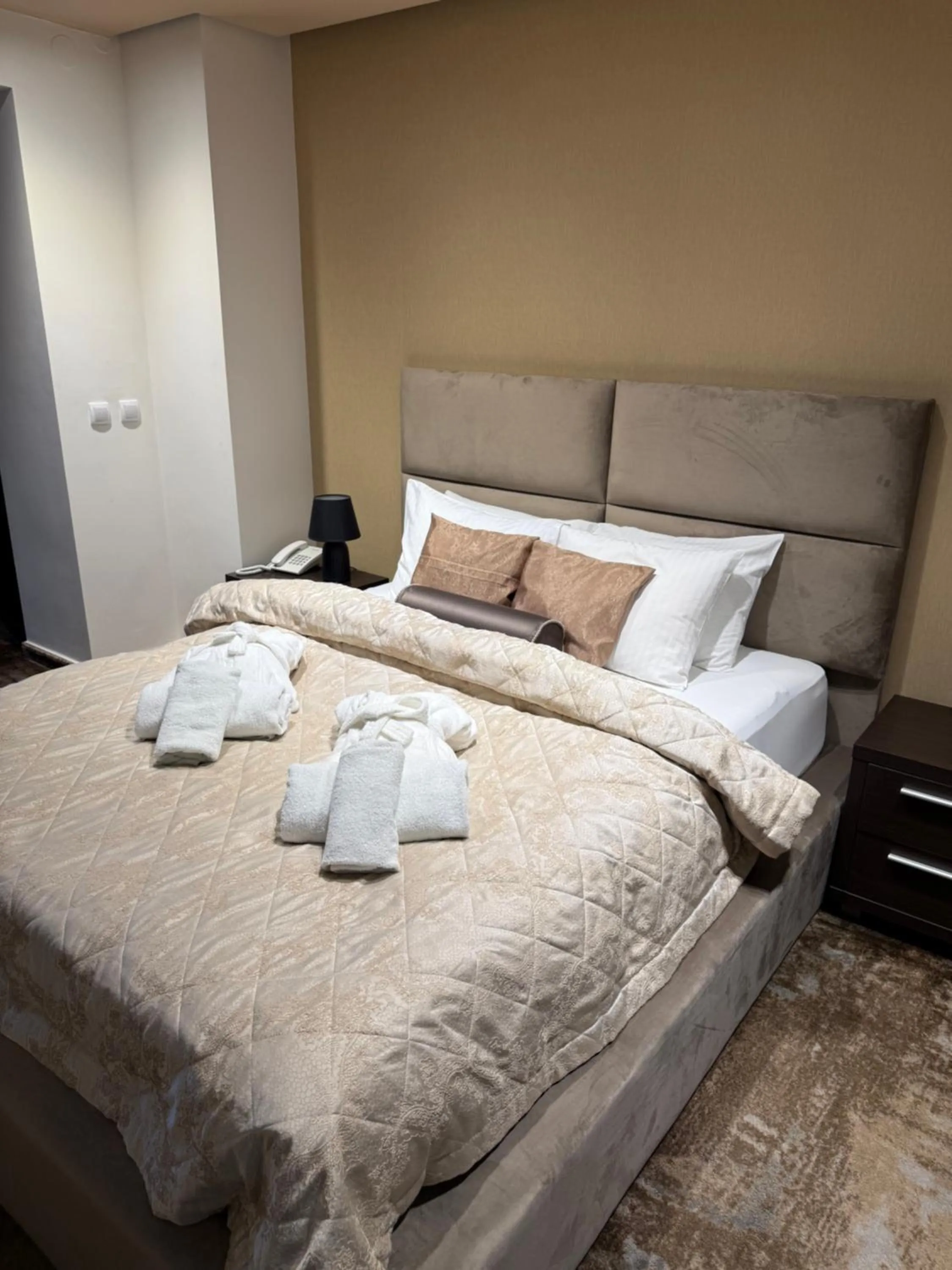 Bed in Guest House Panorama Aqualux with Free Parking