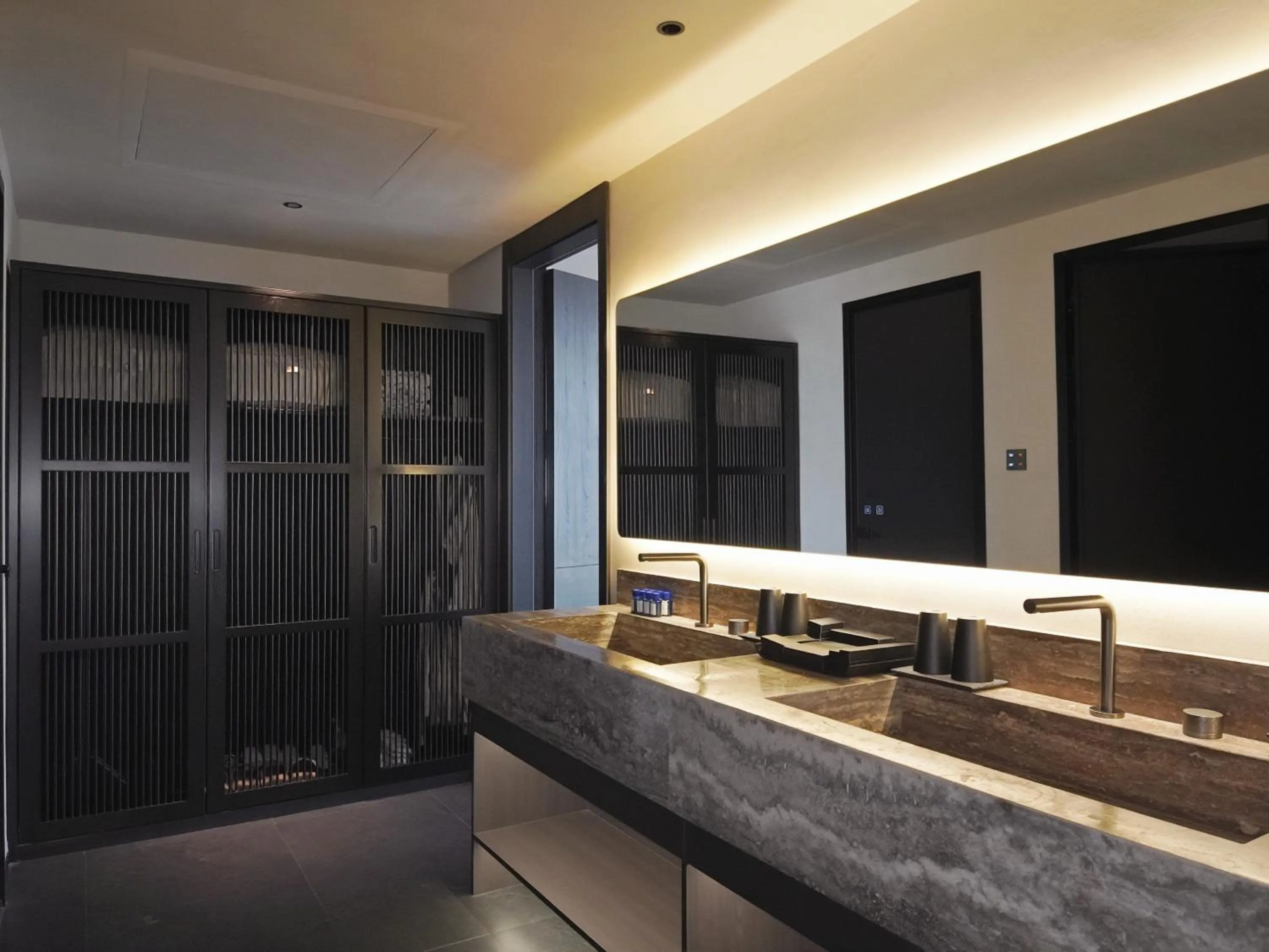 YINGMAN HOTEL