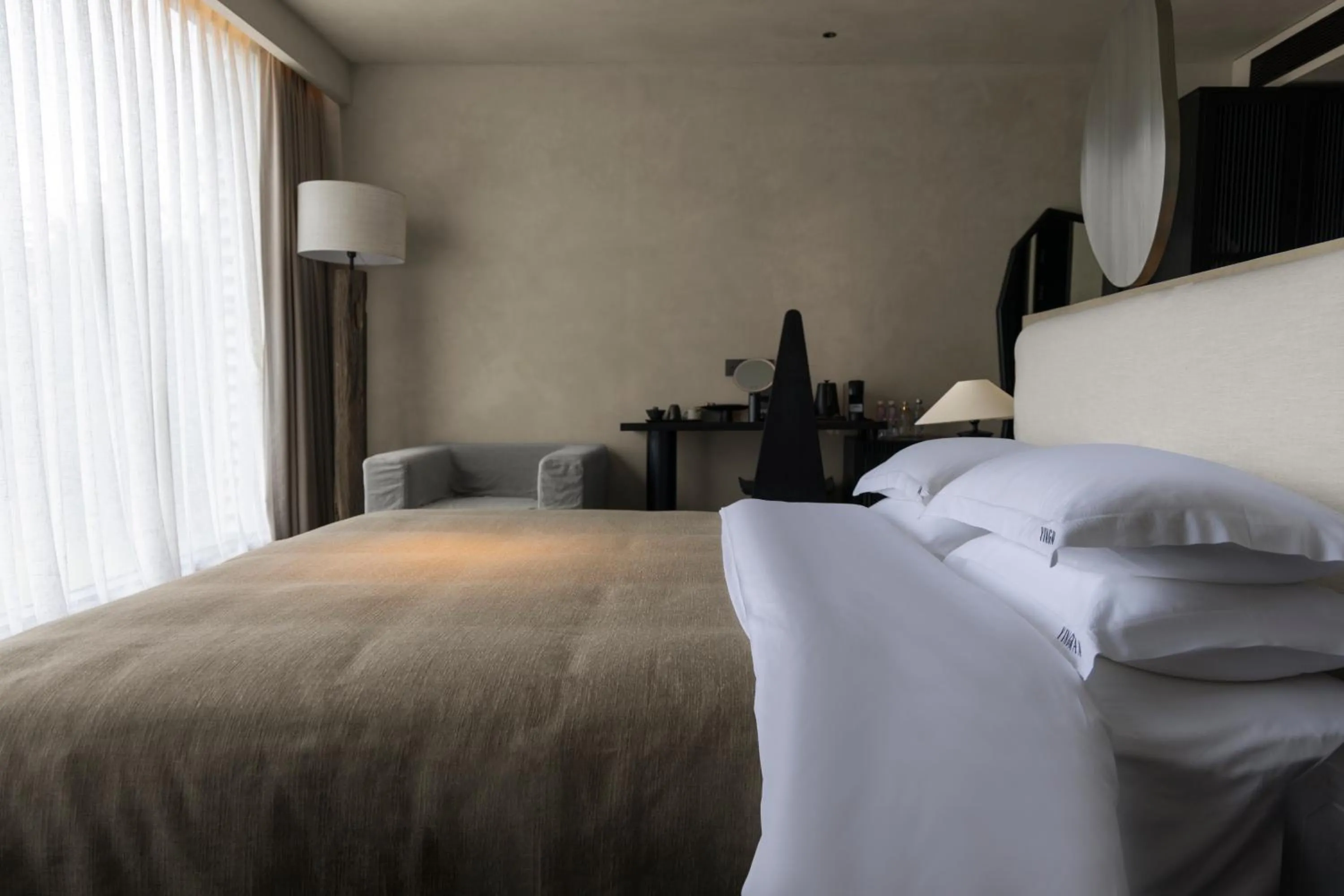 Bed in YINGMAN HOTEL