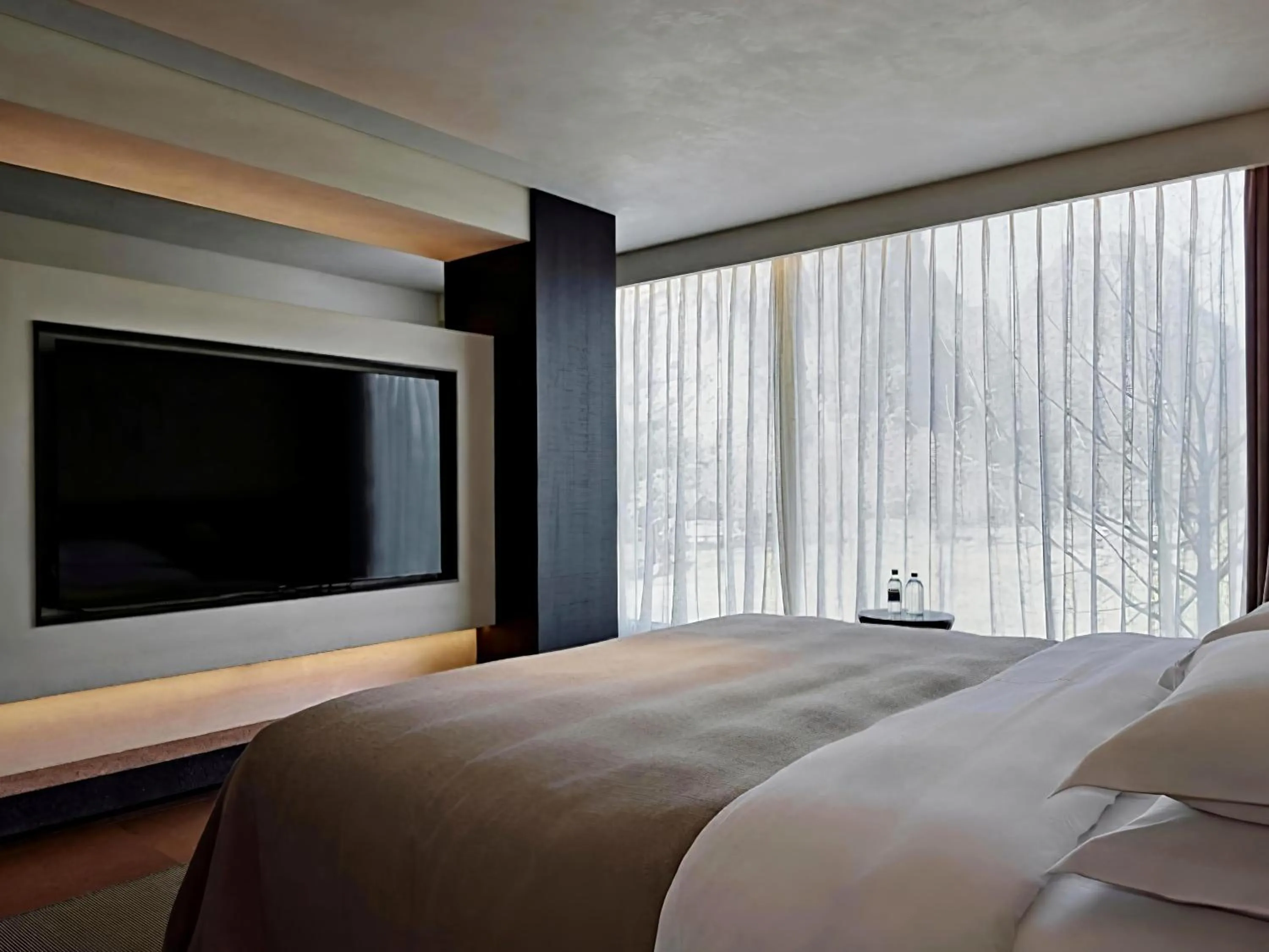 Bed in YINGMAN HOTEL