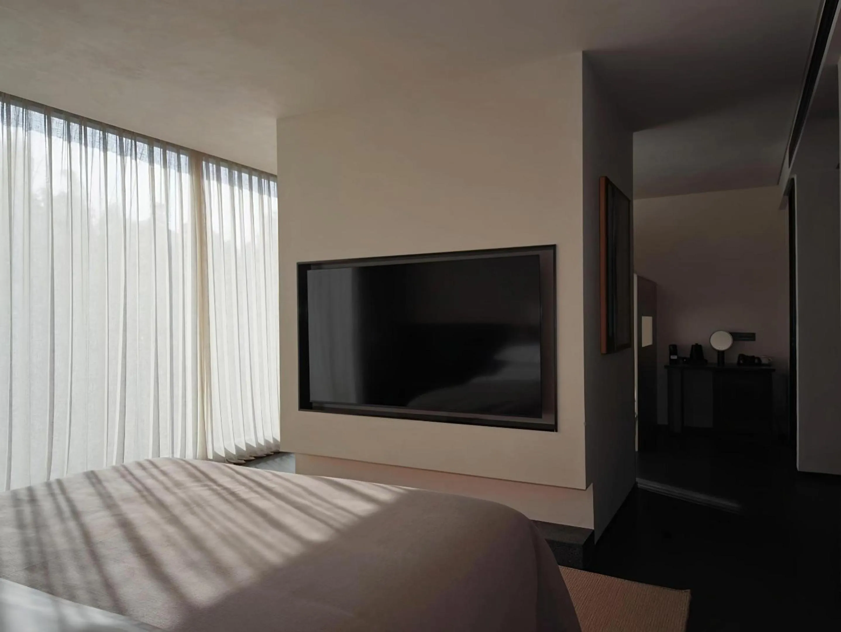 Bed in YINGMAN HOTEL