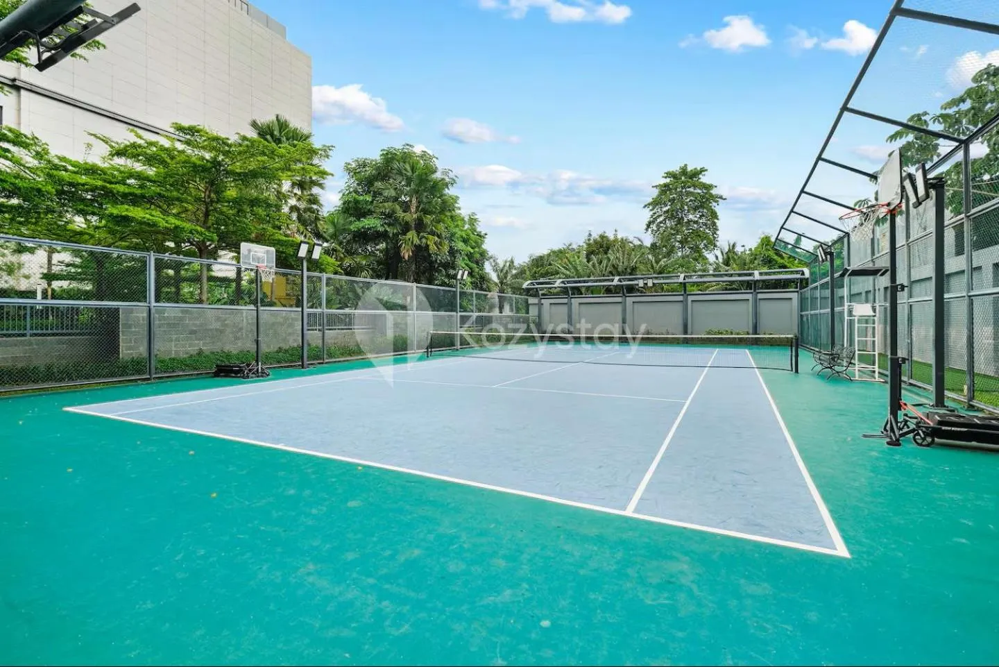 Tennis court in Elova by Kozystay - Tanjung Barat