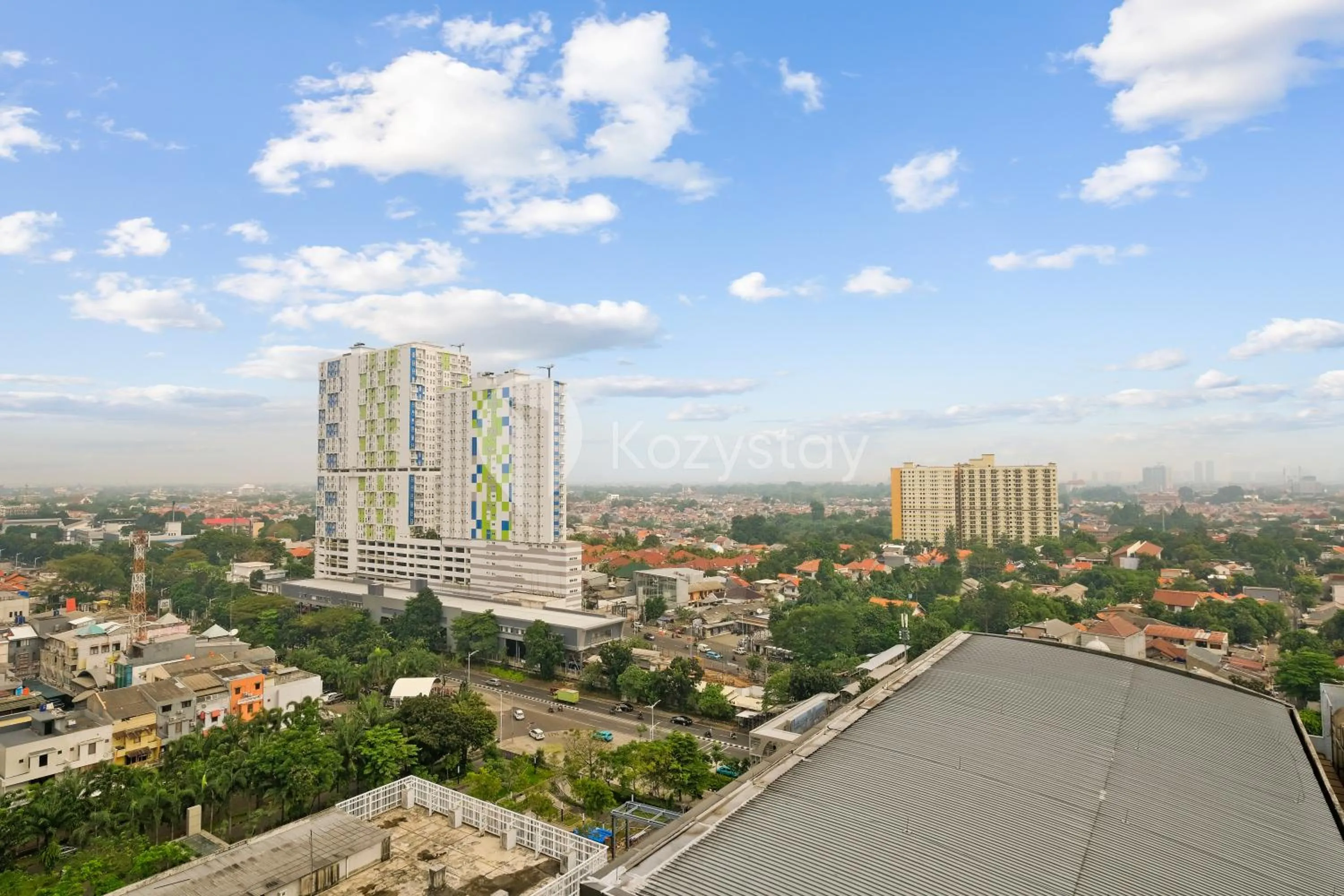 Property building in Elova by Kozystay - Tanjung Barat