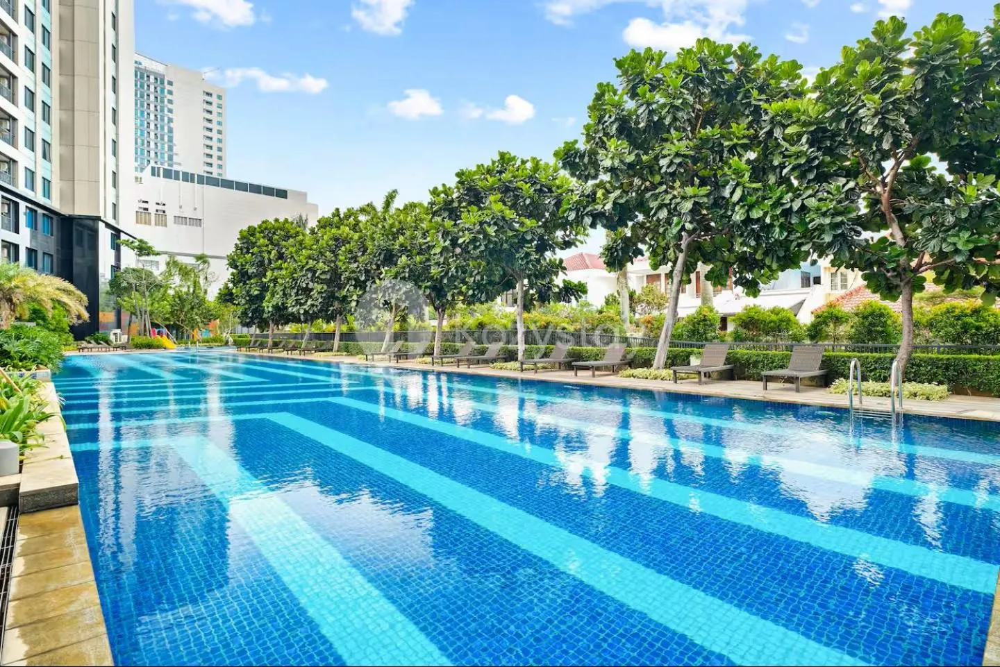 Swimming pool in Elova by Kozystay - Tanjung Barat