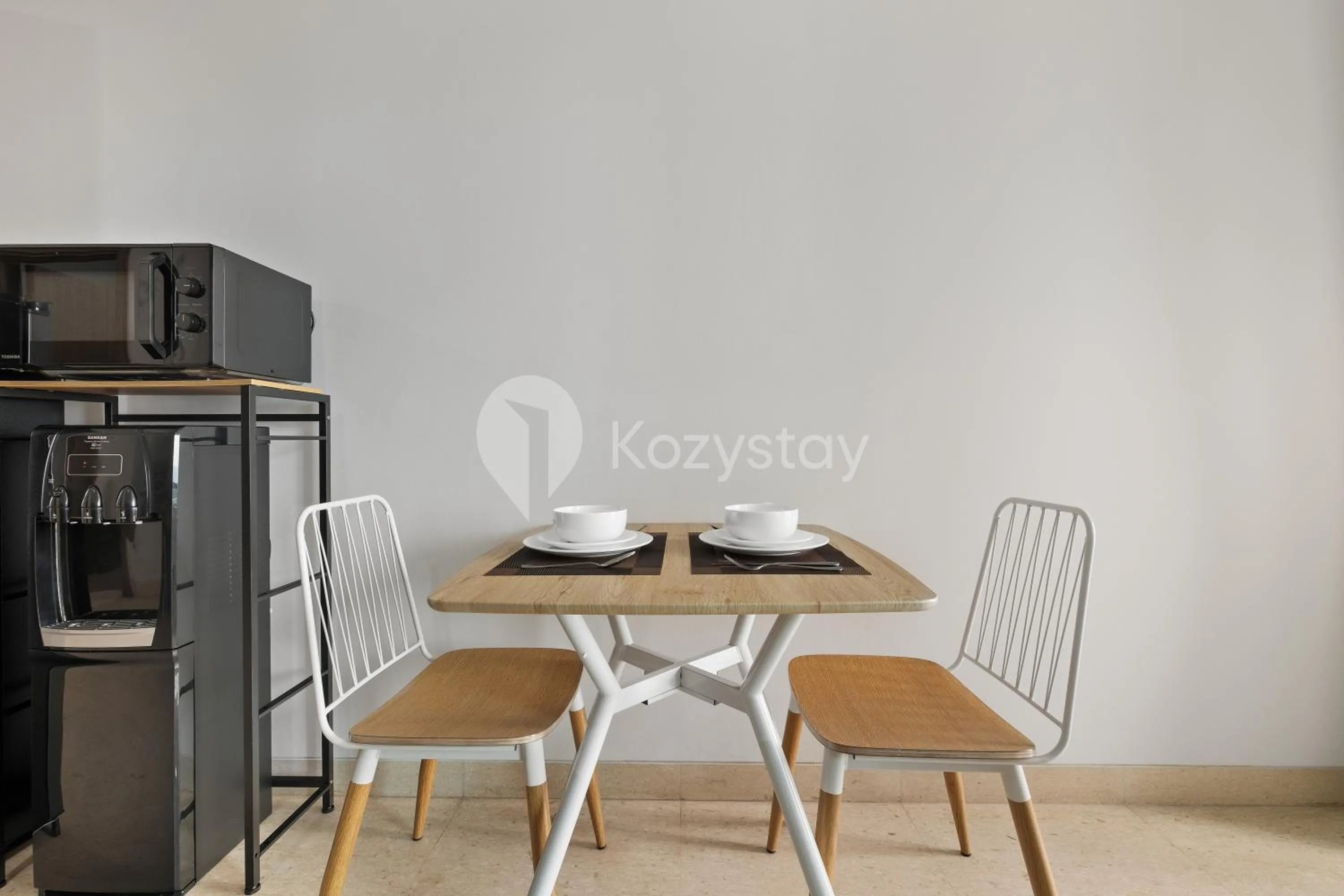 Dining area in Elova by Kozystay - Tanjung Barat