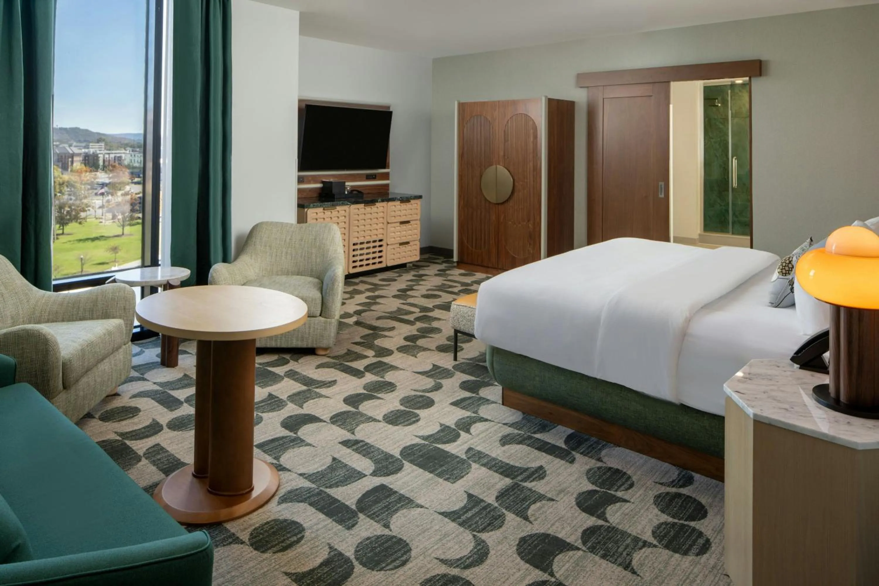 Photo of the whole room, Bed in Trilogy Hotel Huntsville, Autograph Collection