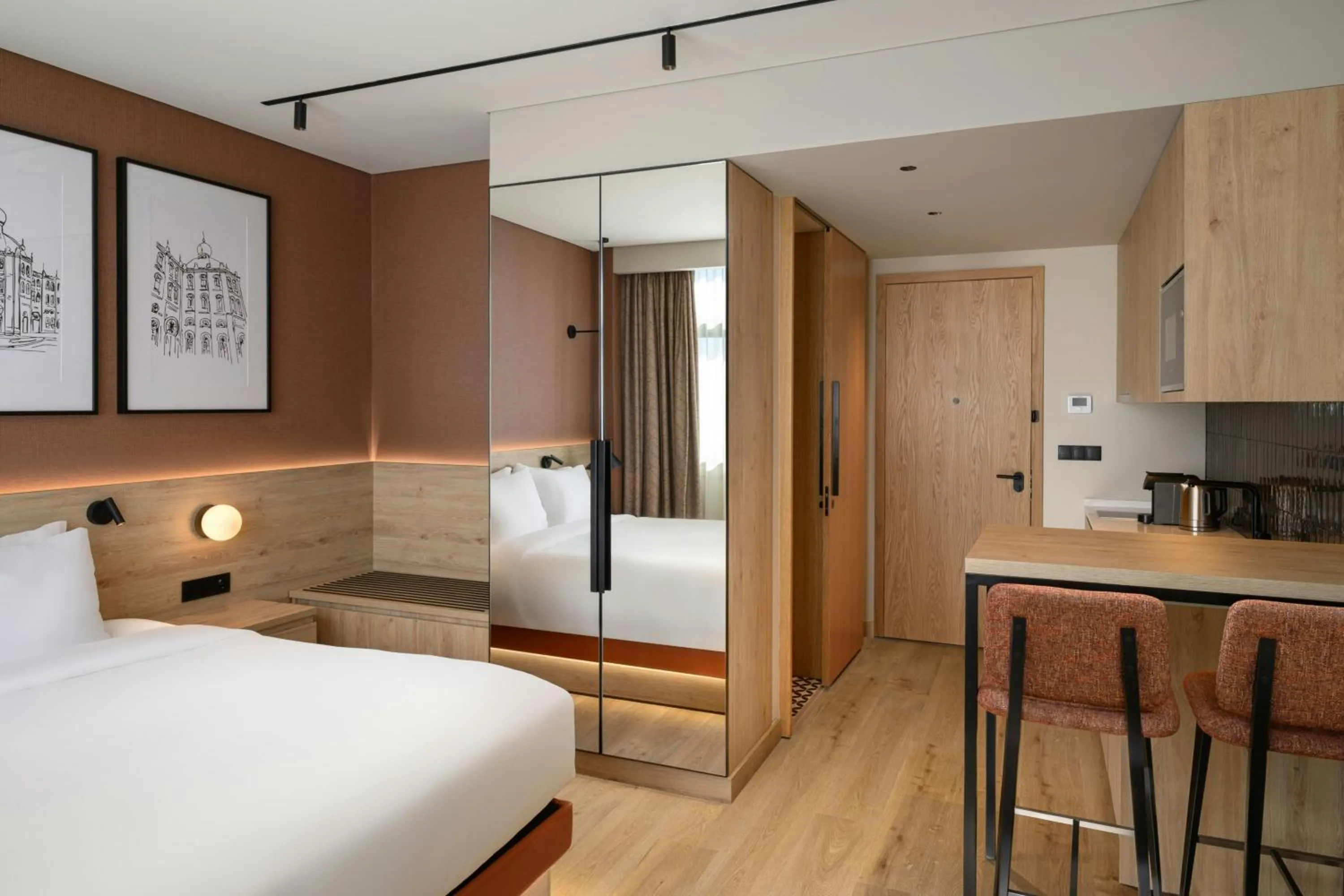 Bathroom, Bed in Residence Inn by Marriott Lisbon
