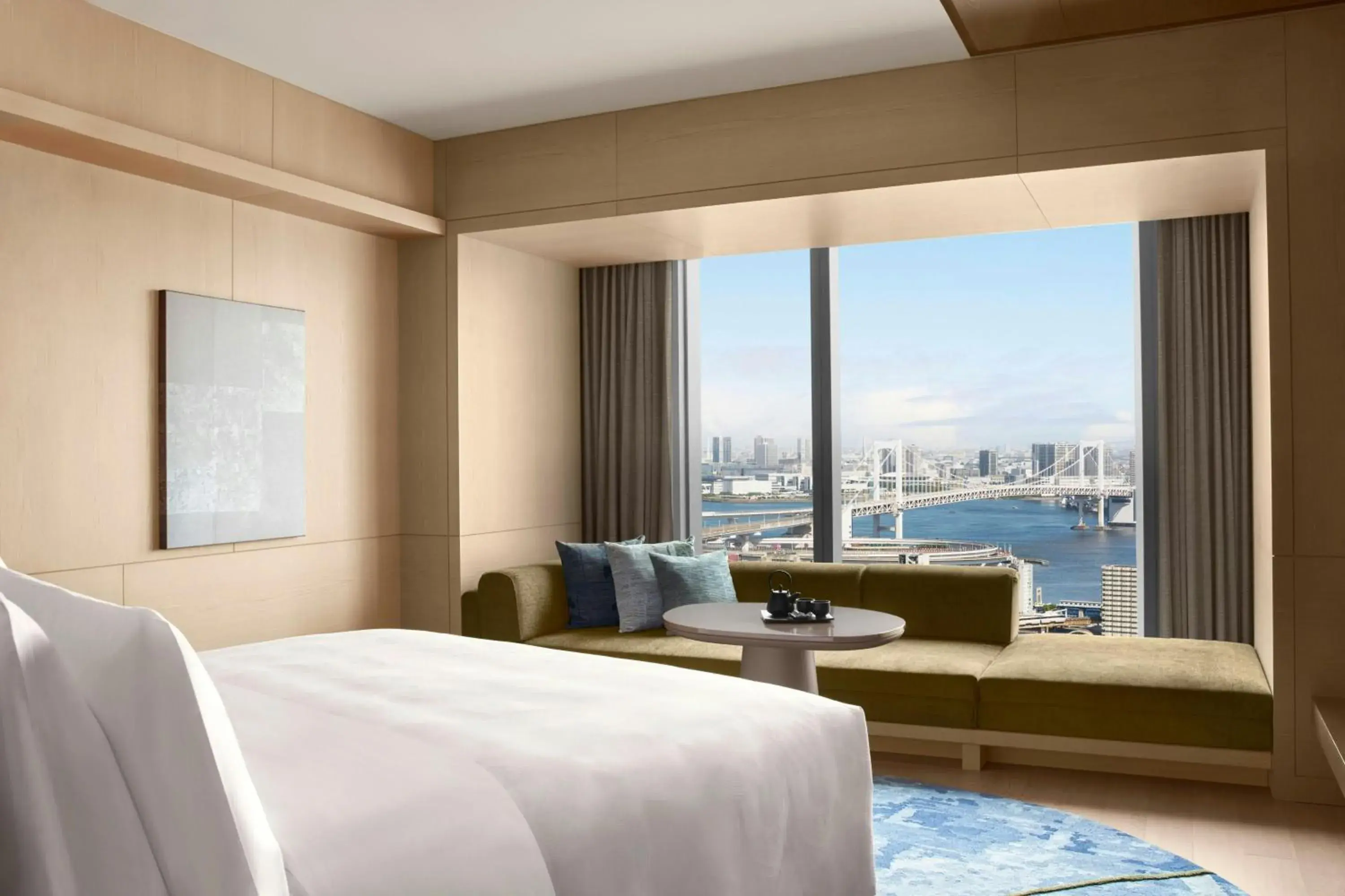 Bay Deluxe King Room with Bay View in JW Marriott Hotel Tokyo Bay Deluxe King Room with Bay View in JW Marriott Hotel Tokyo