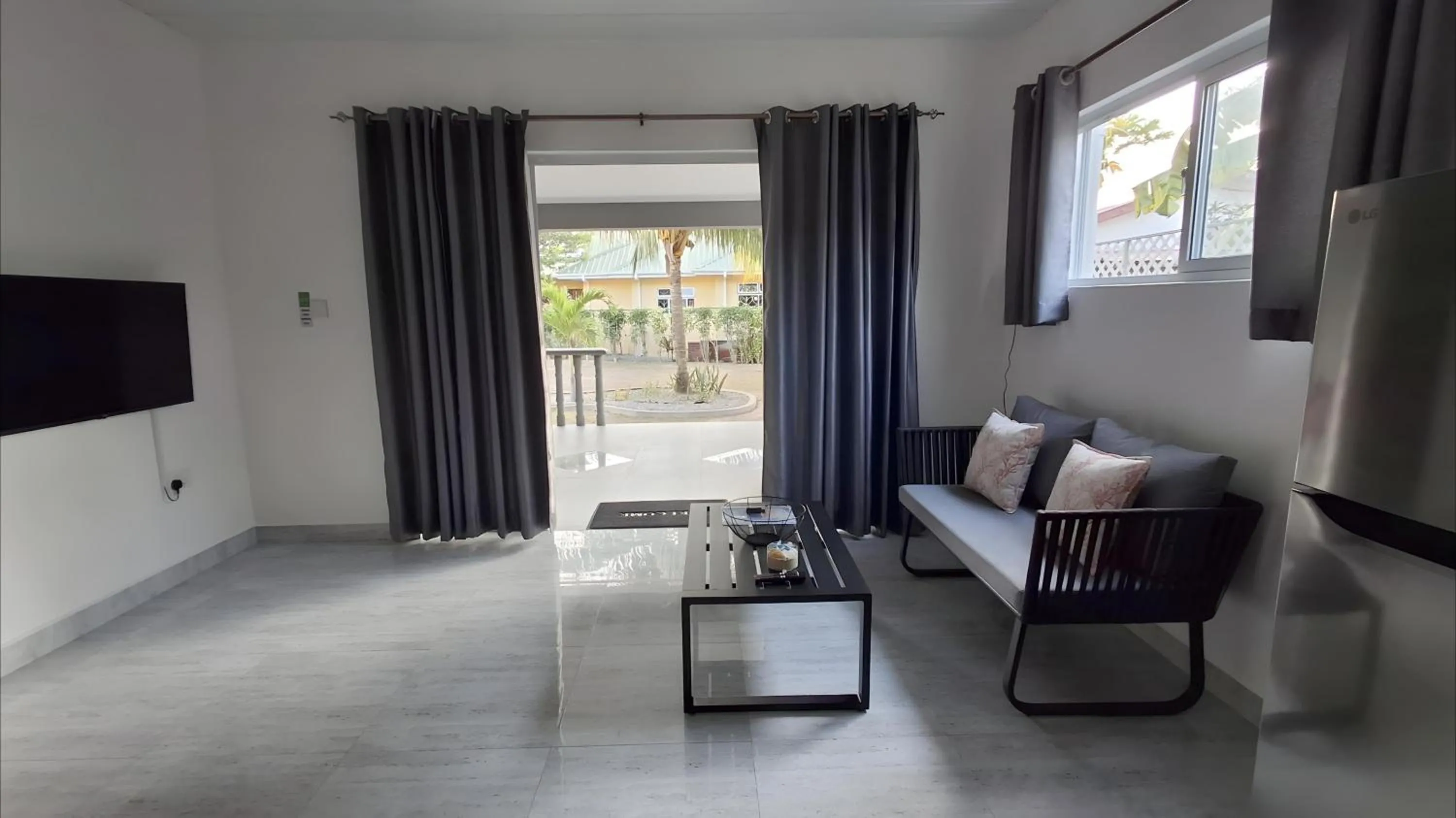 Seating area in Trwa Koko Self-catering