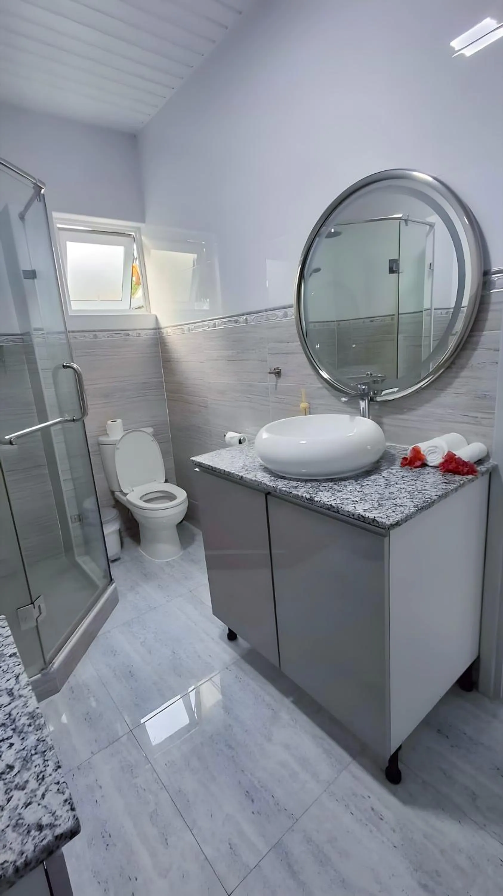 Bathroom in Trwa Koko Self-catering